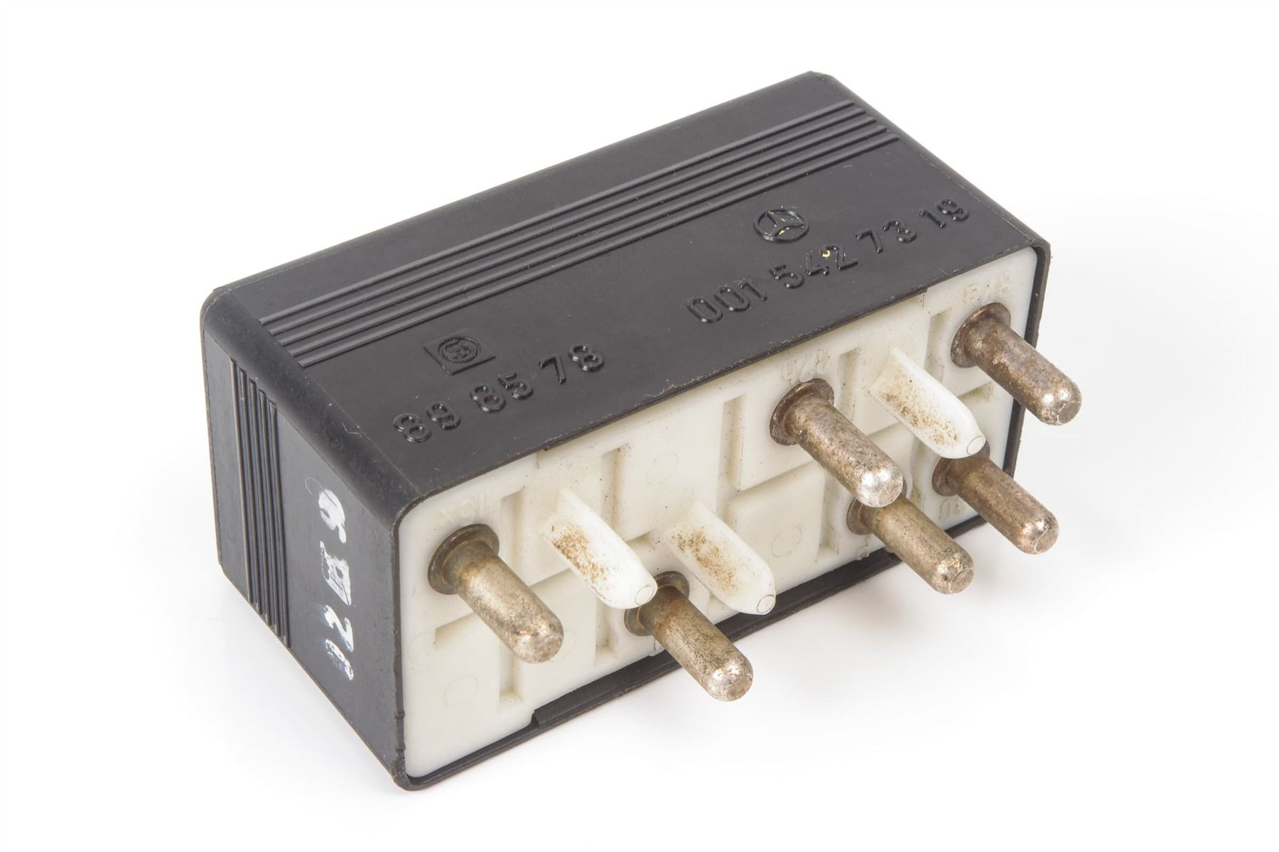 Mercedes 0015427319 Auxiliary Fan Relay | R129 SL