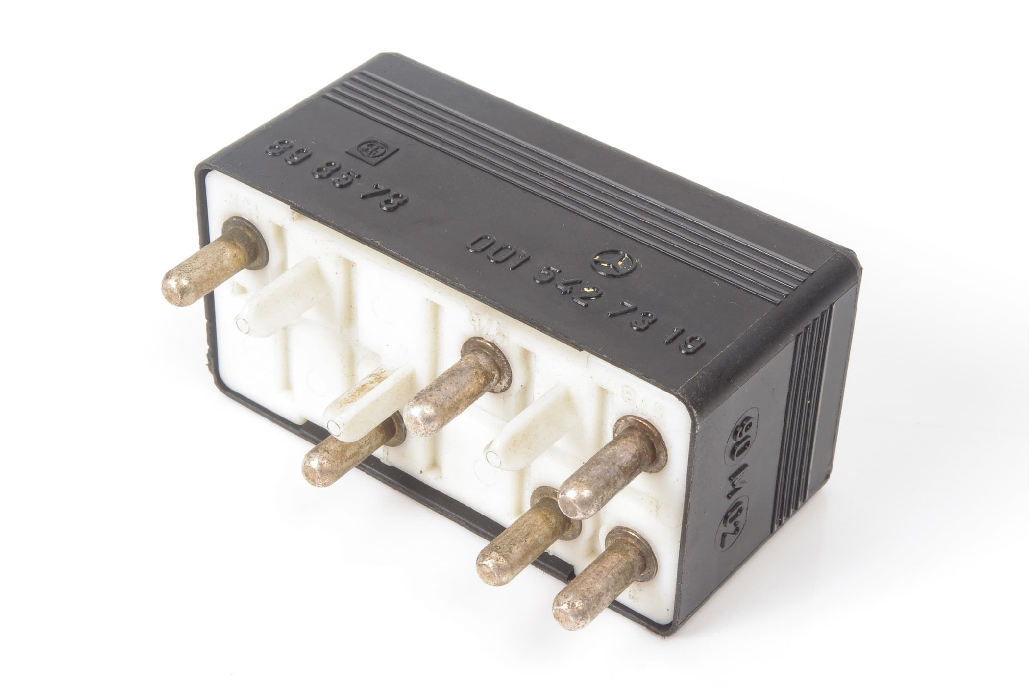 Mercedes 0015427319 Auxiliary Fan Relay | R129 SL