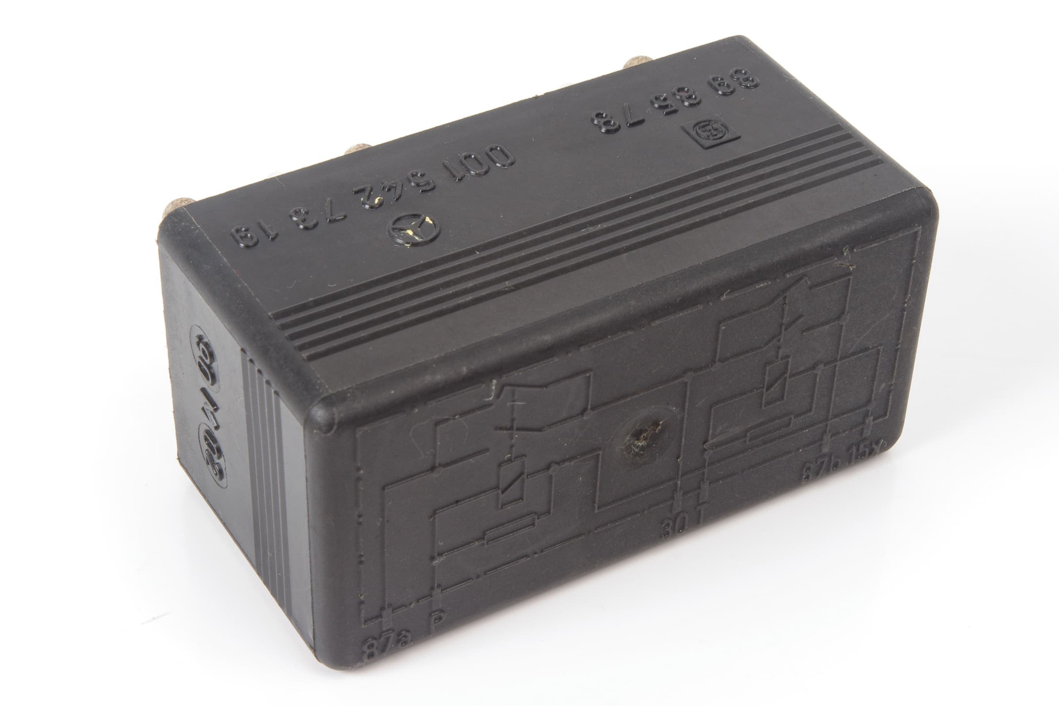 Mercedes 0015427319 Auxiliary Fan Relay | R129 SL