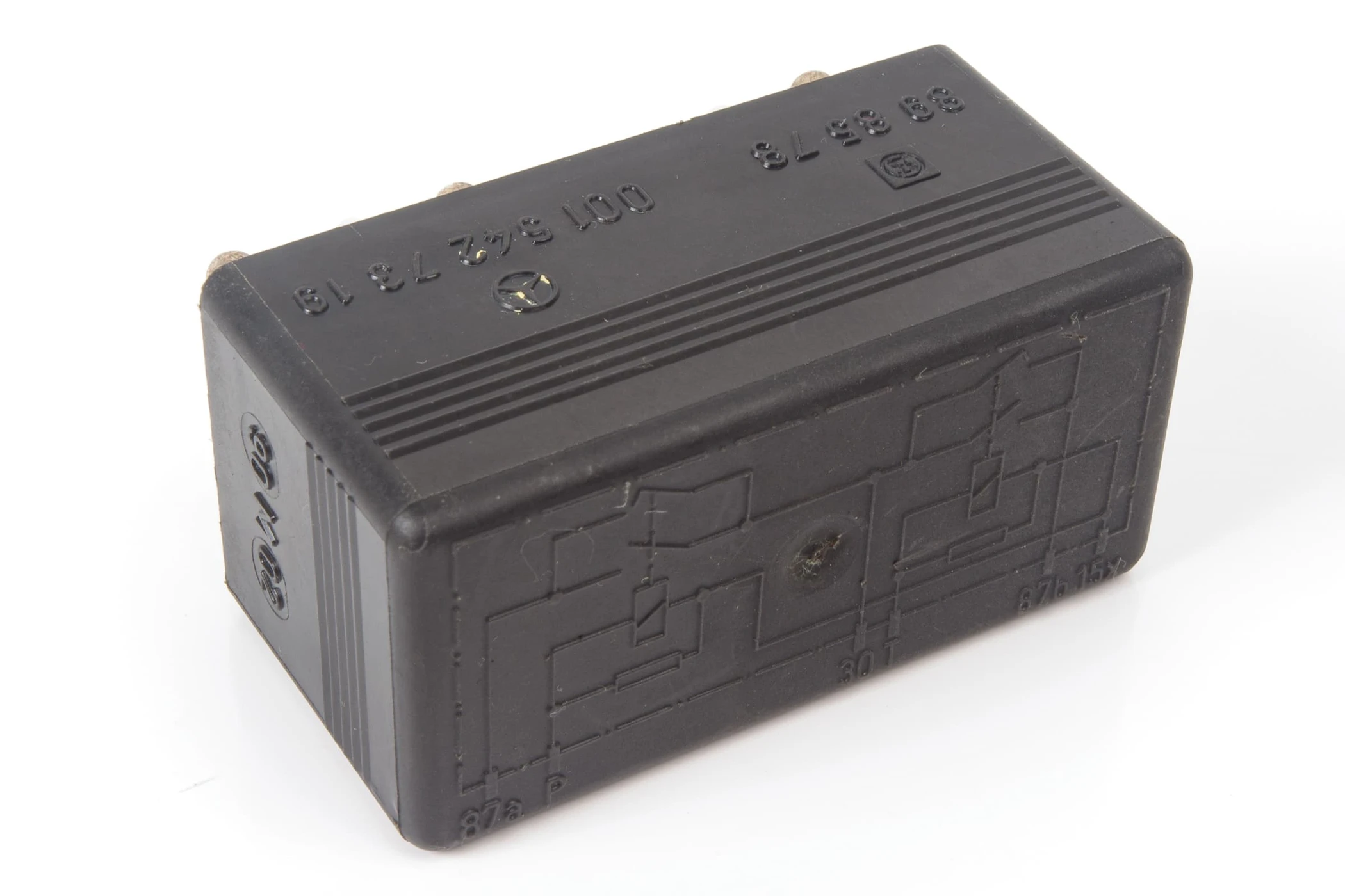 Mercedes 0015427319 Auxiliary Fan Relay | R129 SL