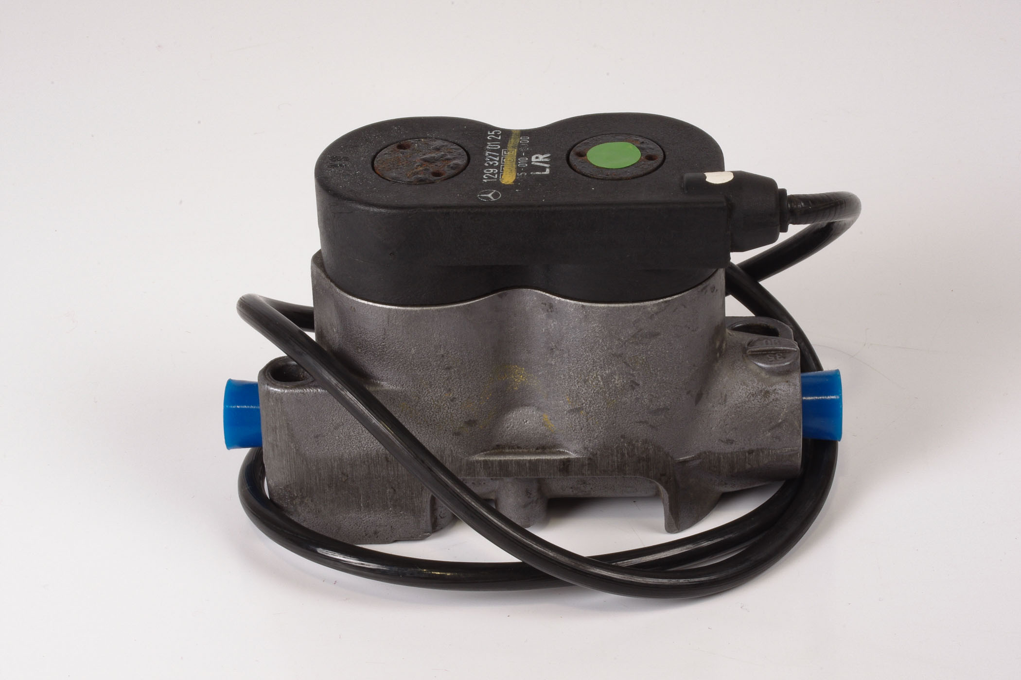 Mercedes 1293270125 Hydraulic Damping Valve - Front (b) | R129 SL
