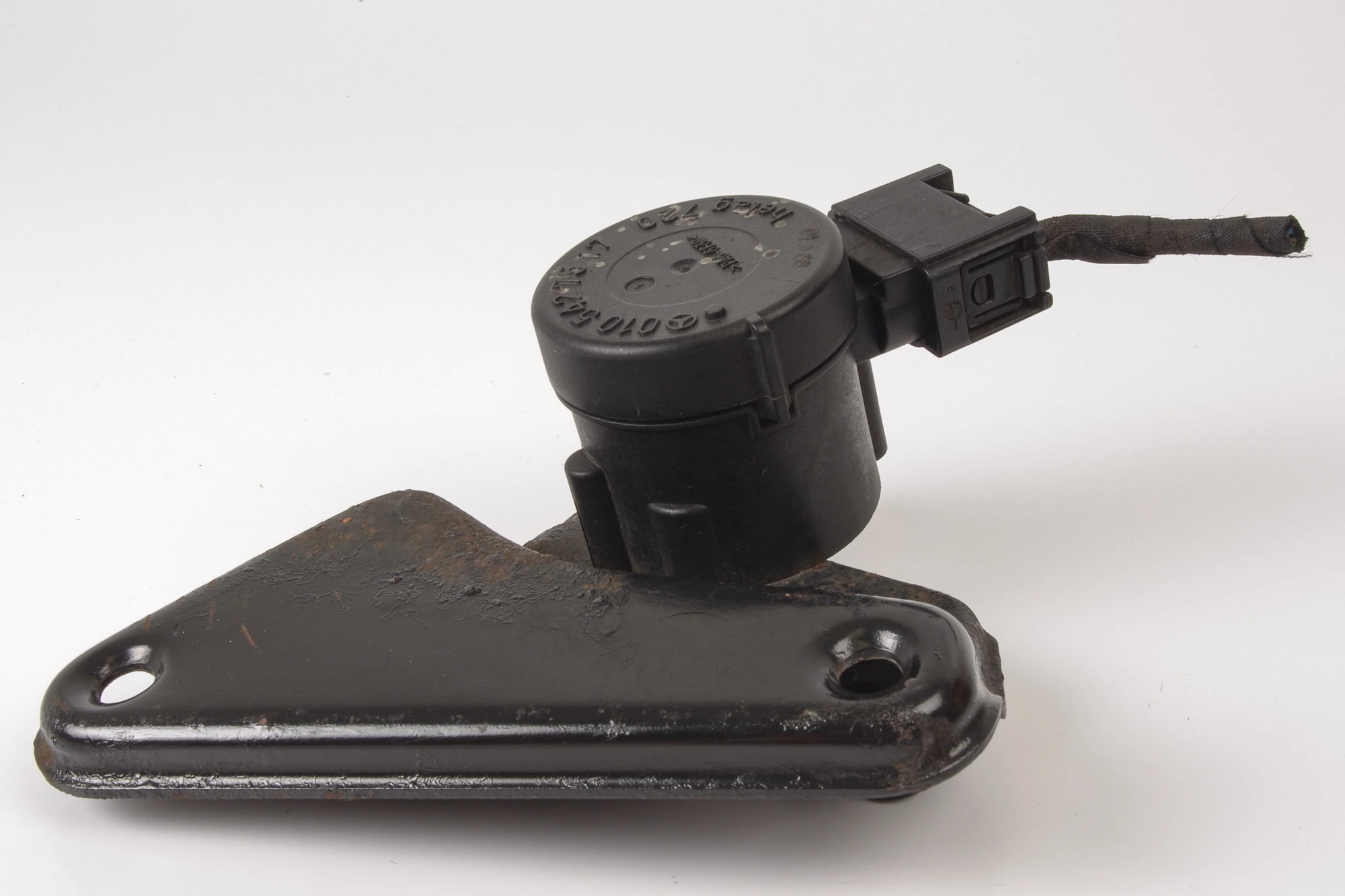 Mercedes 0105427517 Headlight Level Sensor - Front | R129 SL W140 S W202 C...