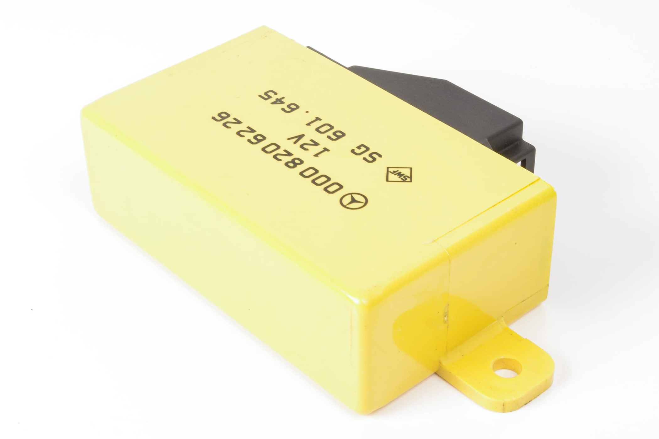 Mercedes 0008206226 Seat Heating Control Unit | W124 E W126 S R129 SL W201 C...