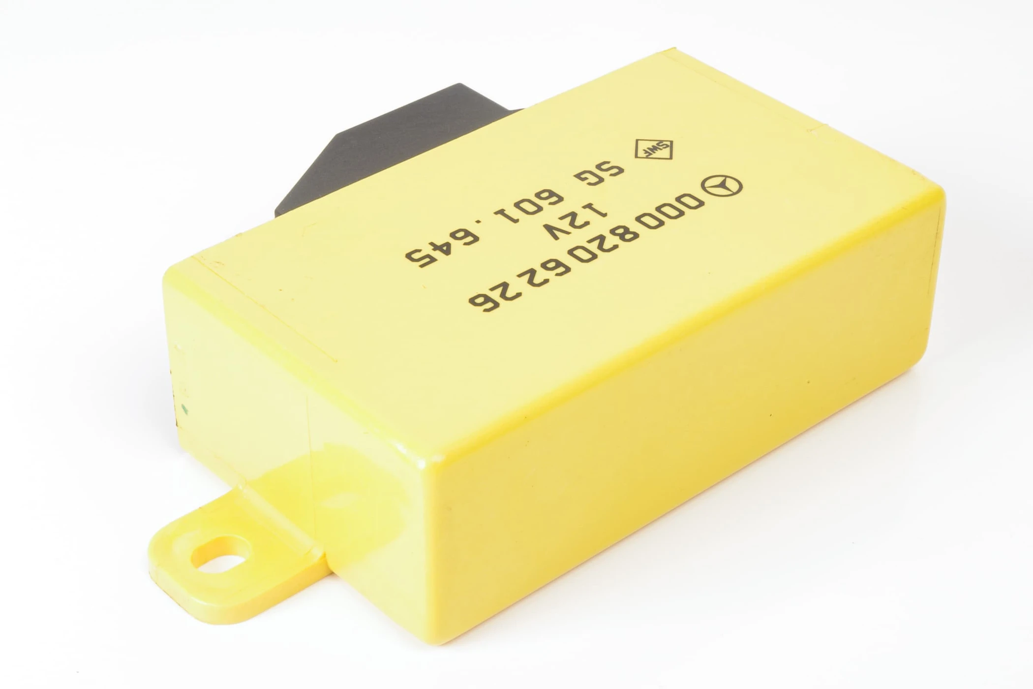 Mercedes 0008206226 Seat Heating Control Unit | W124 E W126 S R129 SL W201 C...