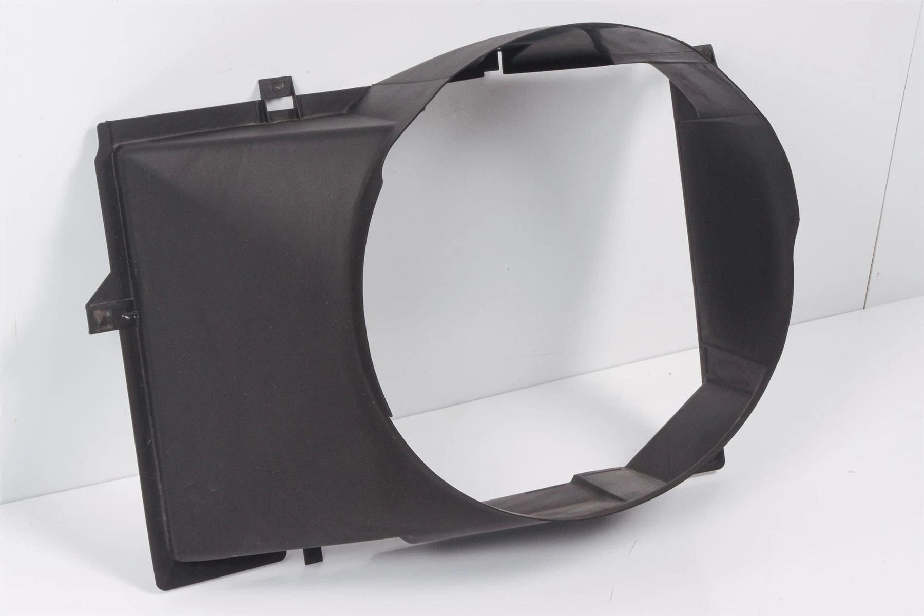 Mercedes 1295051255 Fan Shroud | R129 SL