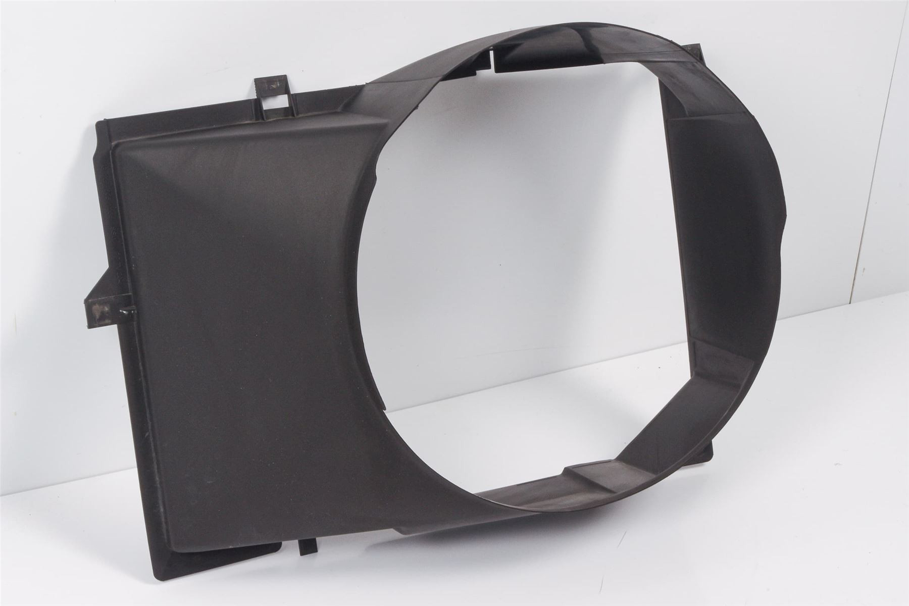 Mercedes 1295051255 Fan Shroud | R129 SL