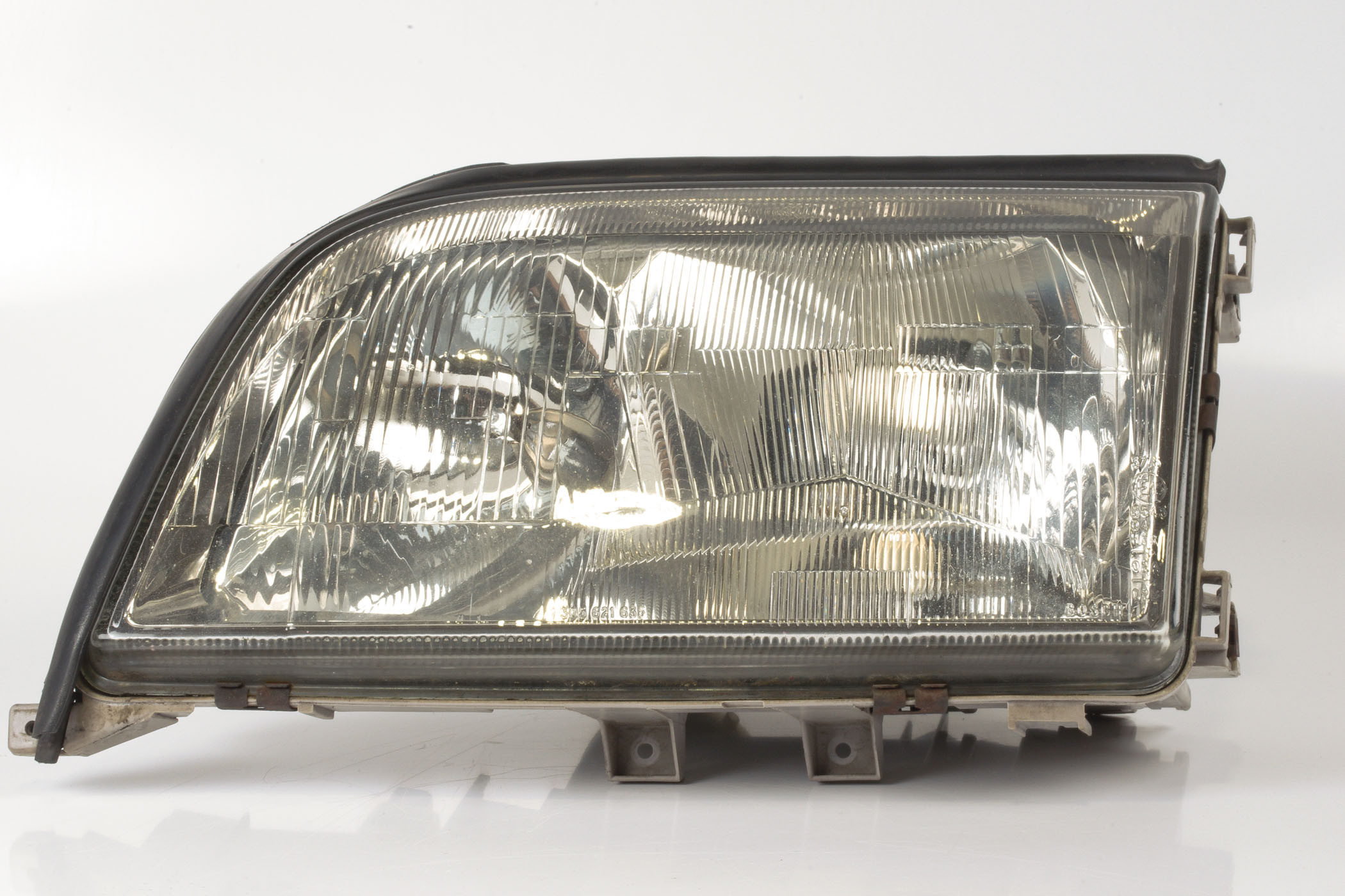Mercedes 1408207561 Headlight - Front Left | W140 V140 S