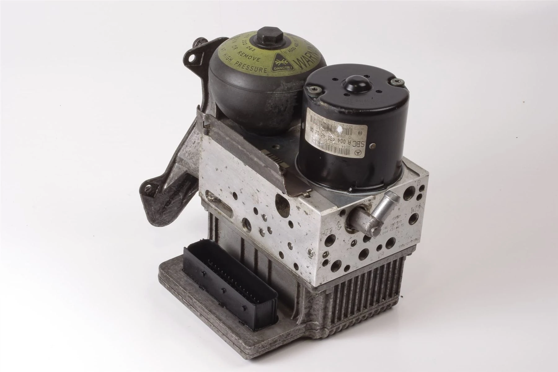 Mercedes 0044314212 ABS SBC Pump | R107 R129 R230 SL W124 E W126 W140 S W201 C