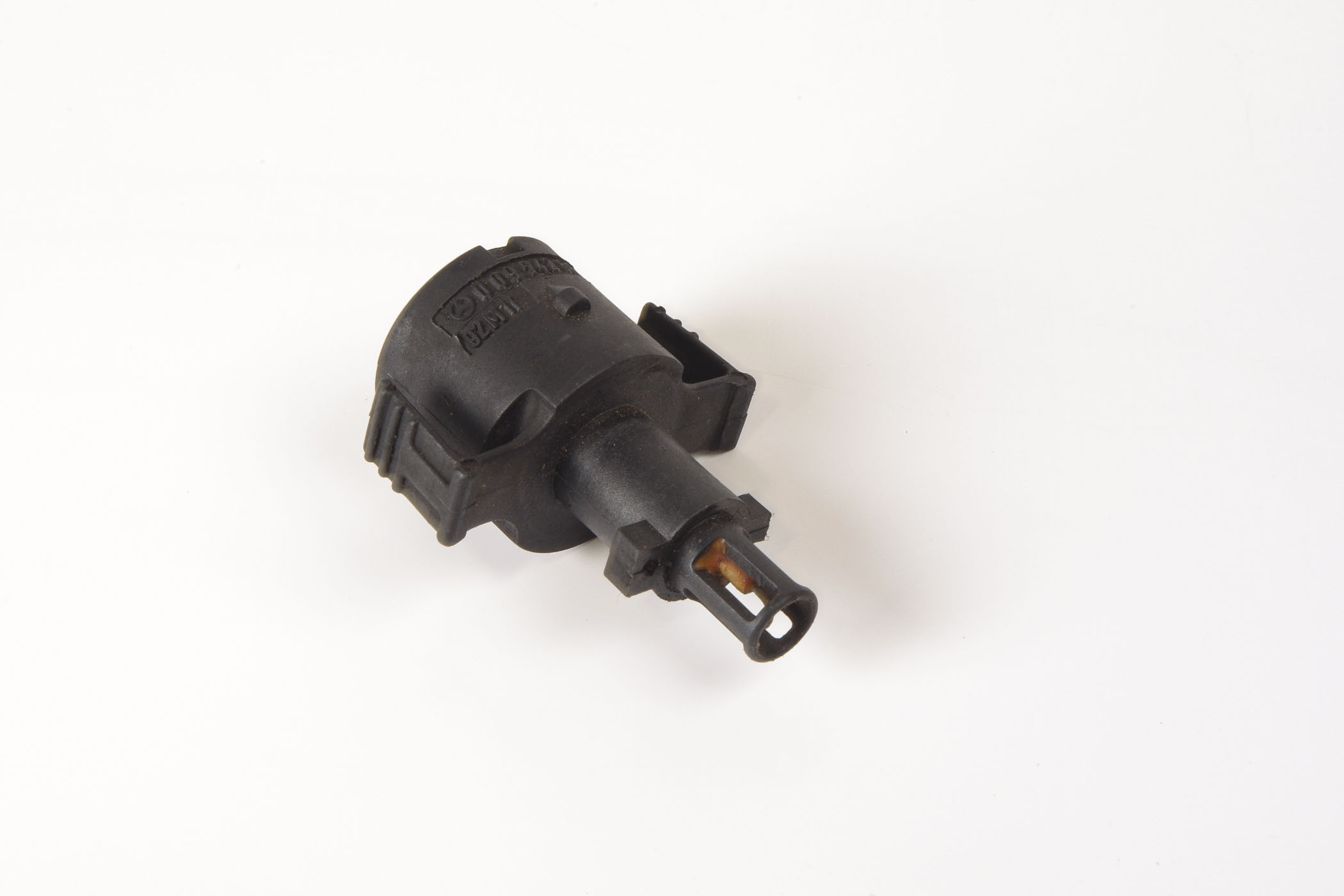 Mercedes 0095426817 Intake Temperature Sensor | W124 E W126 W140 S R129 SL...