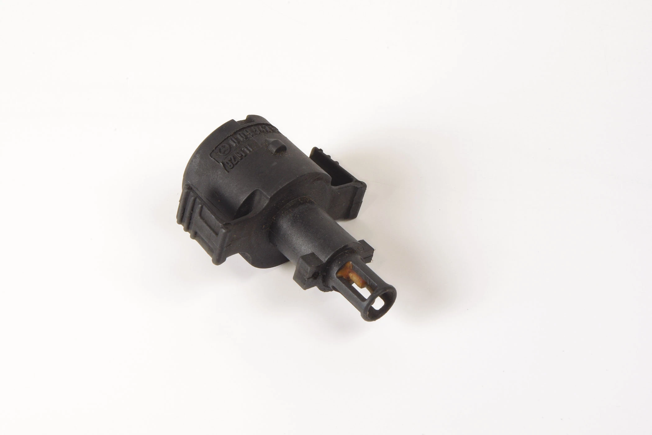 Mercedes 0095426817 Intake Temperature Sensor | W124 E W126 W140 S R129 SL...