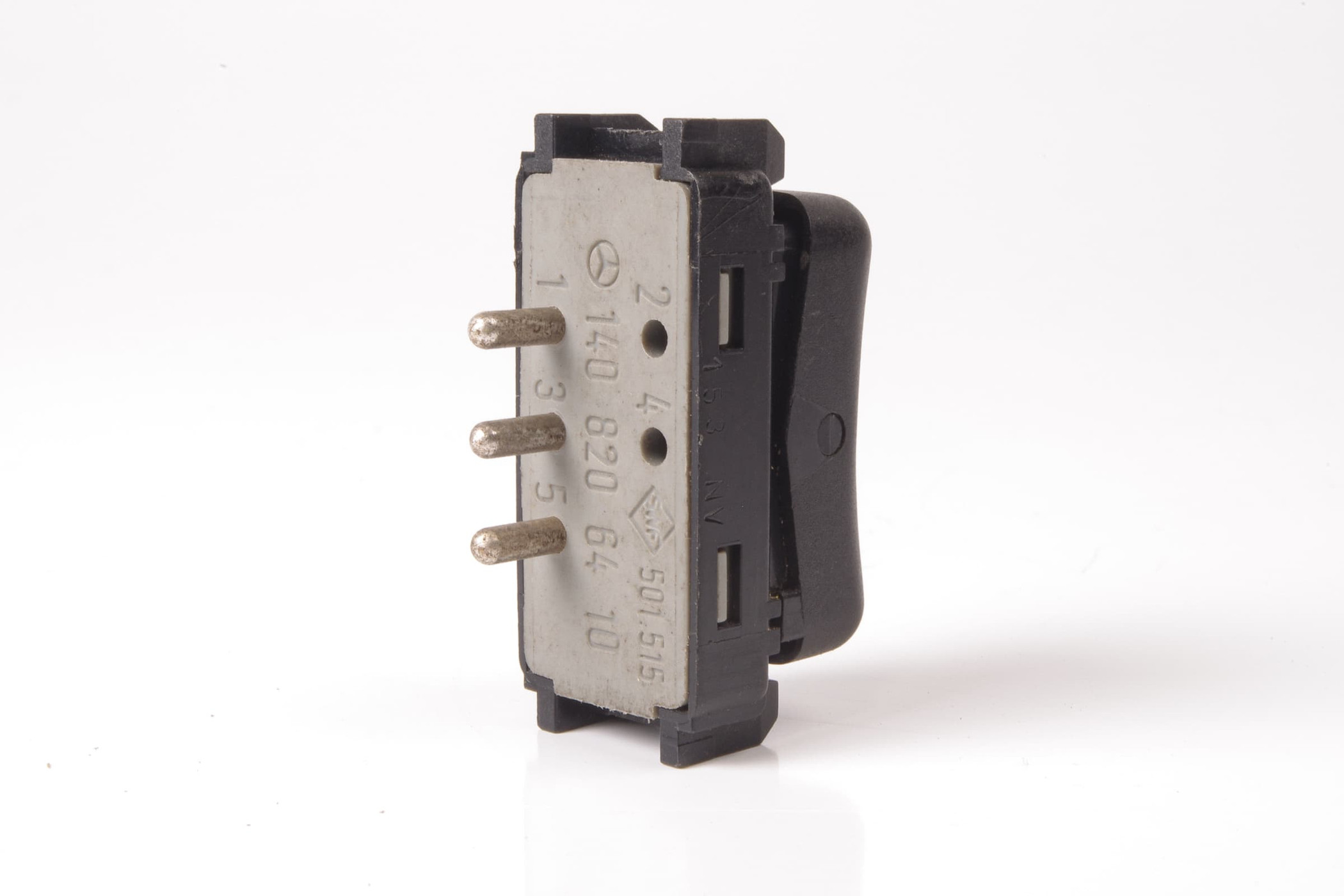 Mercedes 1408206410 Seat Belt Switch | C140 S