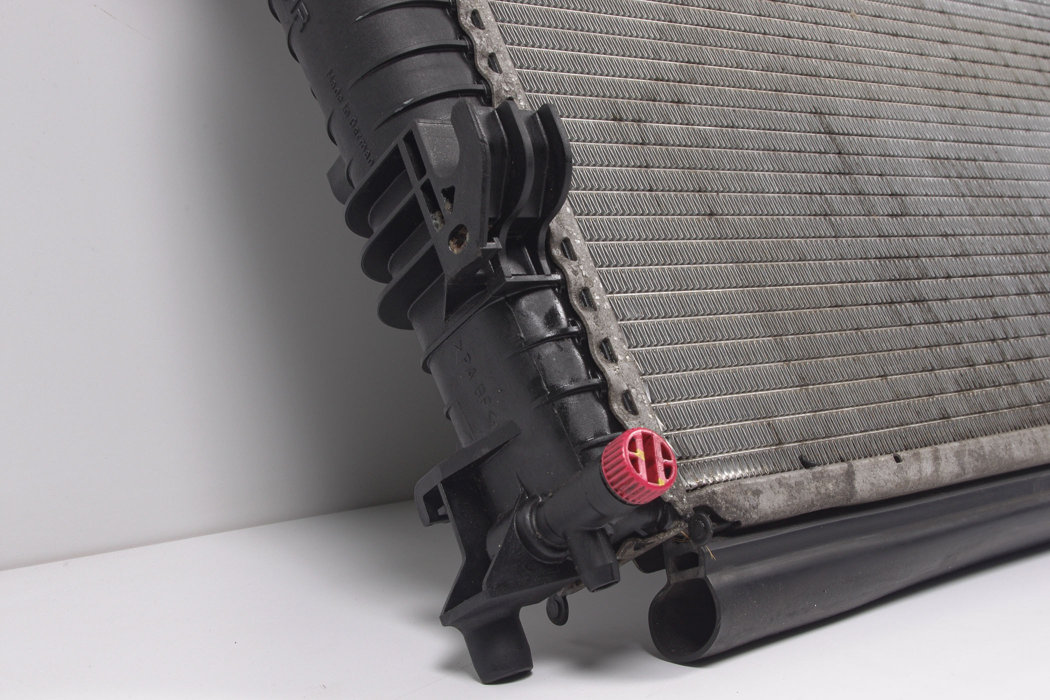 Mercedes 2305000303 Radiator | R230 SL