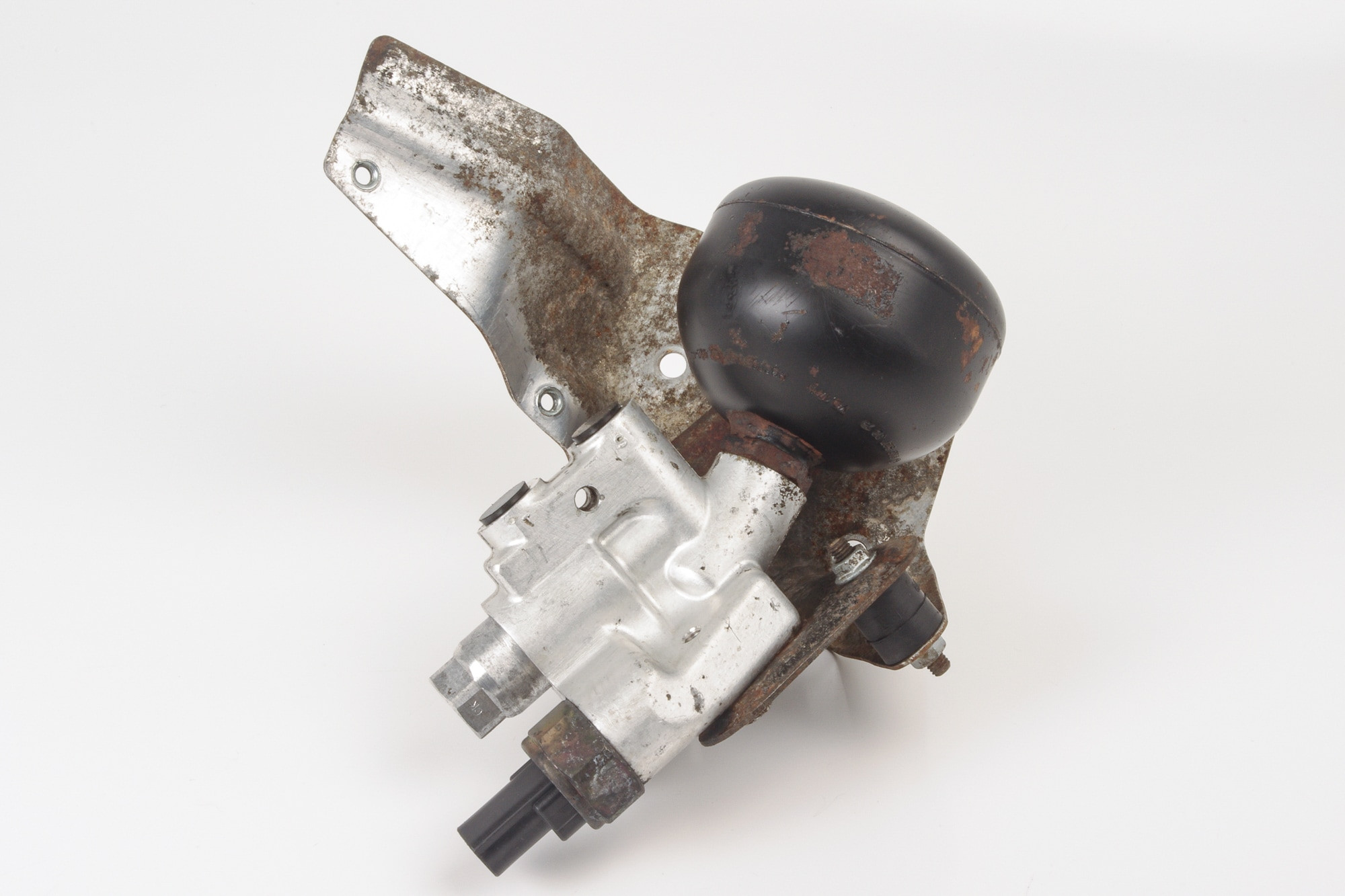 Mercedes 2203200558 ABC Pressure Release Valve | C215 CL W220 S