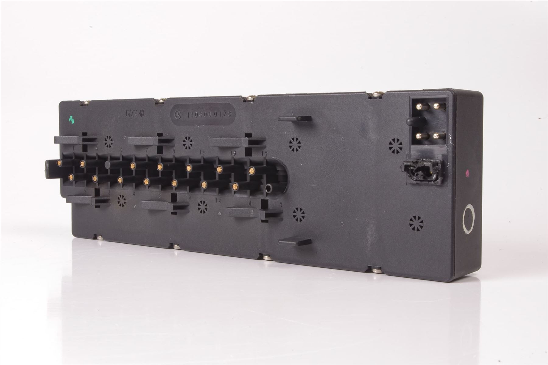 Mercedes 1408000178 Heater Valve Block | W140 V140 C140 S