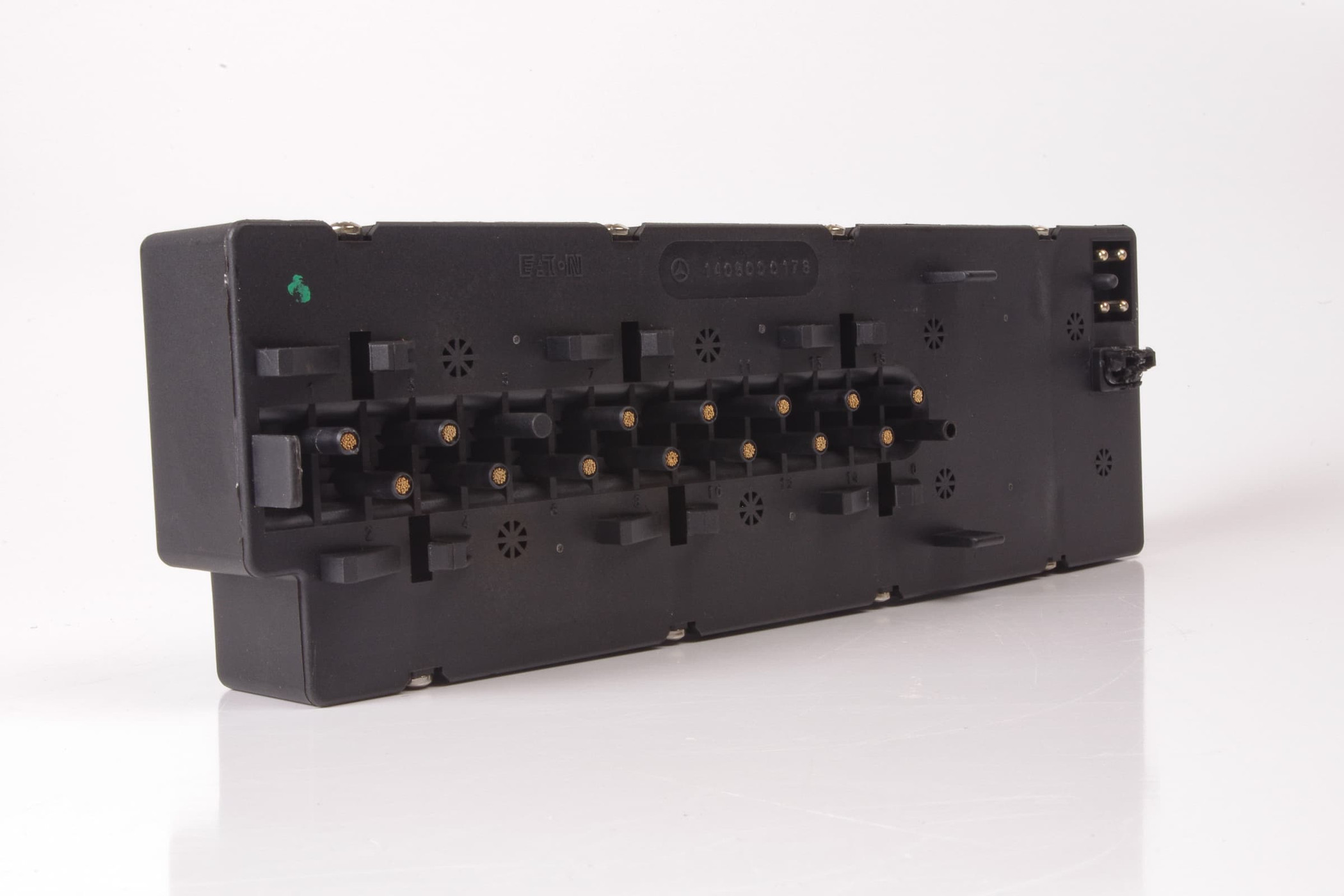 Mercedes 1408000178 Heater Valve Block | W140 V140 C140 S