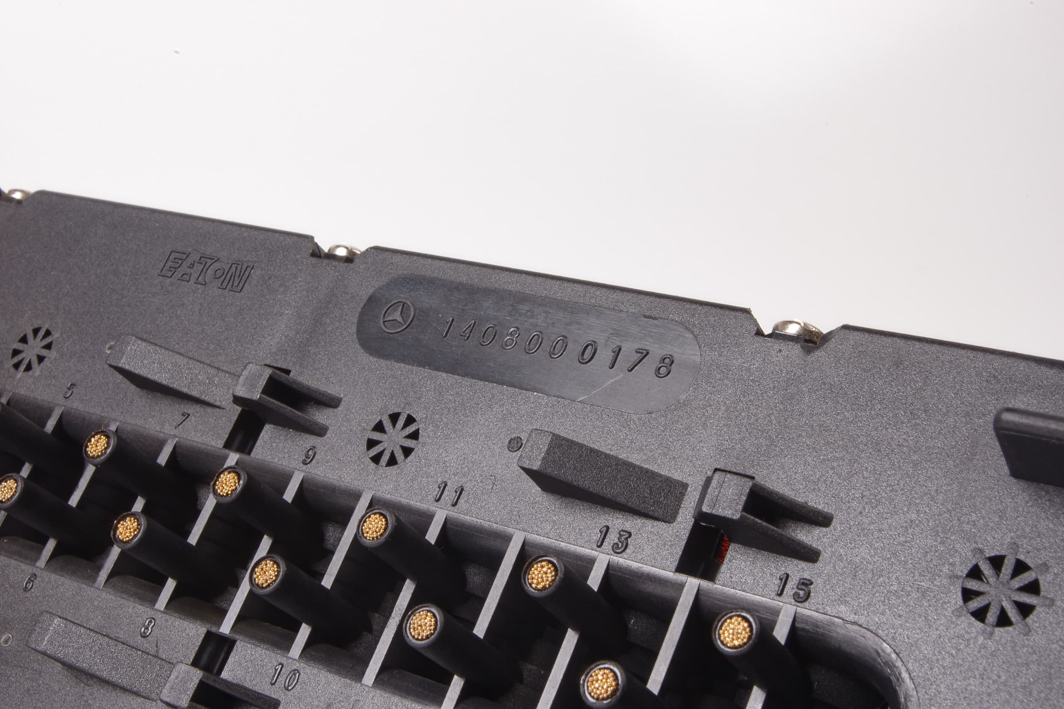 Mercedes 1408000178 Heater Valve Block | W140 V140 C140 S