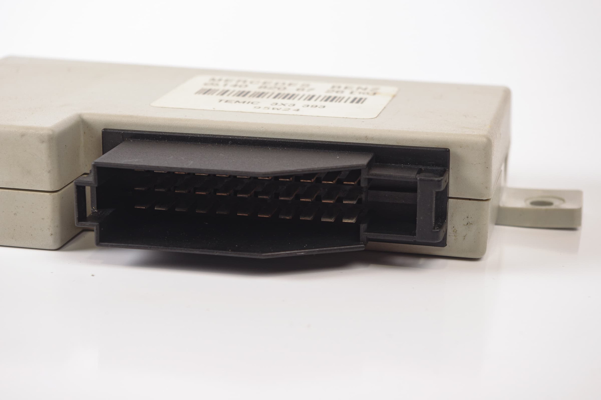 Mercedes 1408206726 Alarm Control Unit | R129 SL W140 V140 C140 S