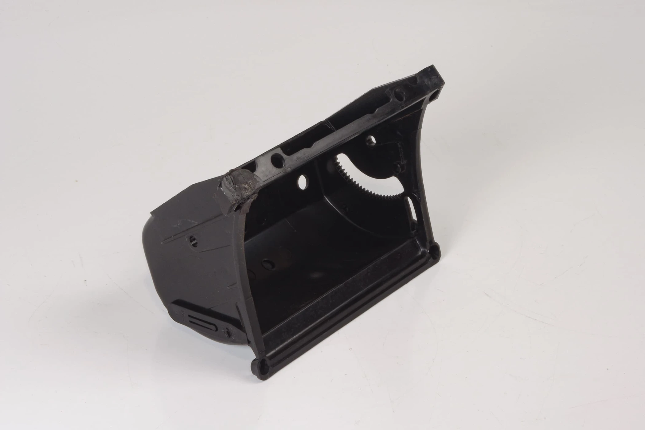 Mercedes 1408100076 Ashtray Housing | W140 V140 C140 S