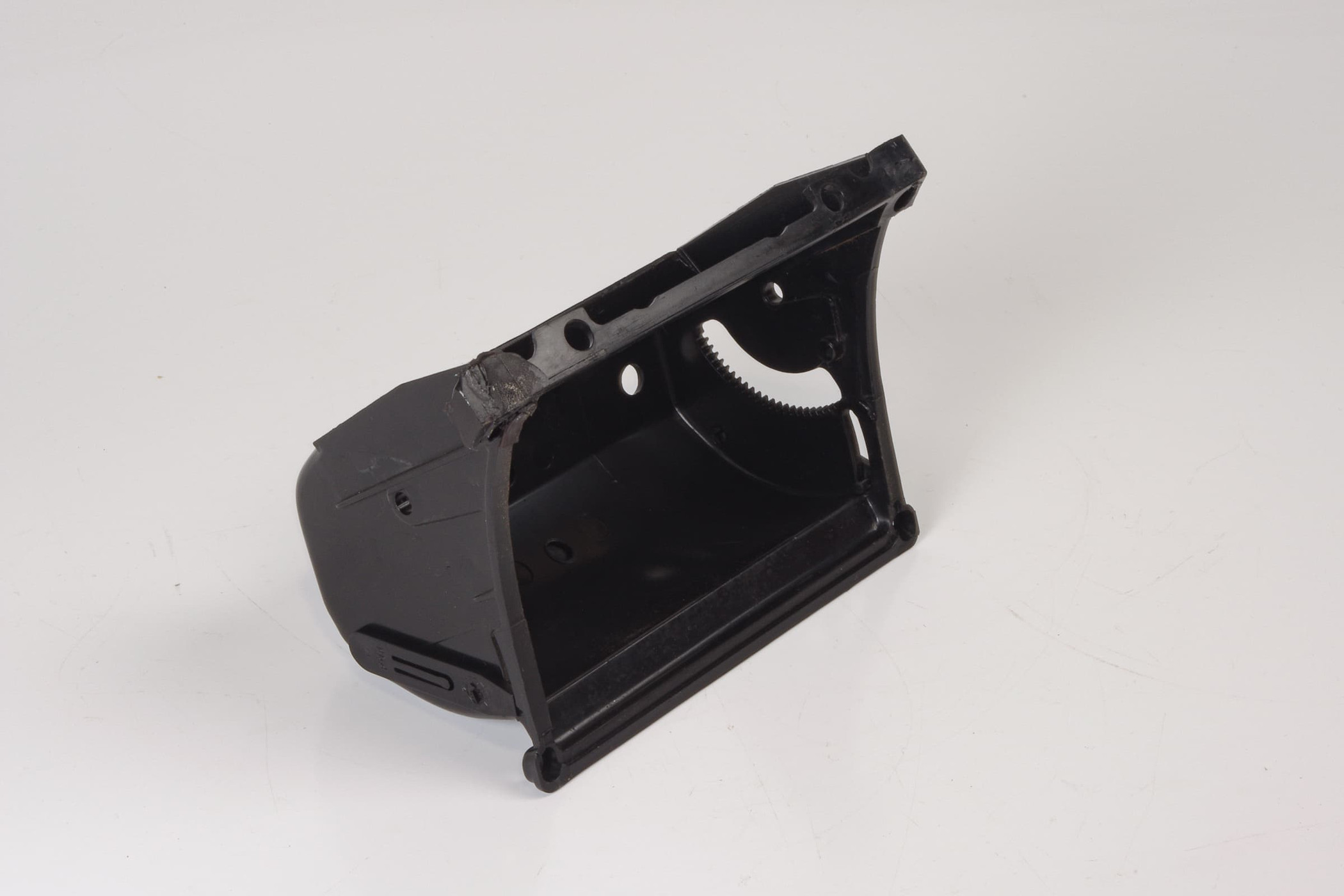 Mercedes 1408100076 Ashtray Housing | W140 V140 C140 S