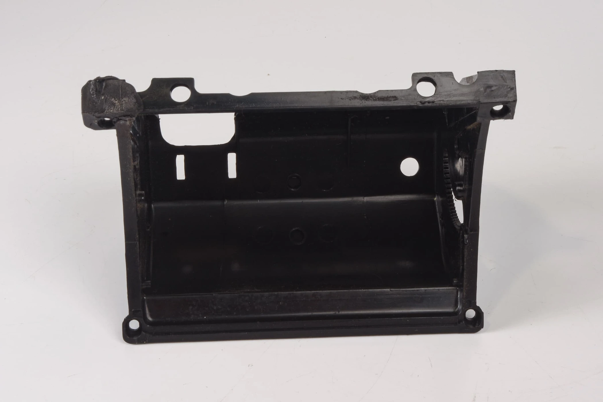 Mercedes 1408100076 Ashtray Housing | W140 V140 C140 S