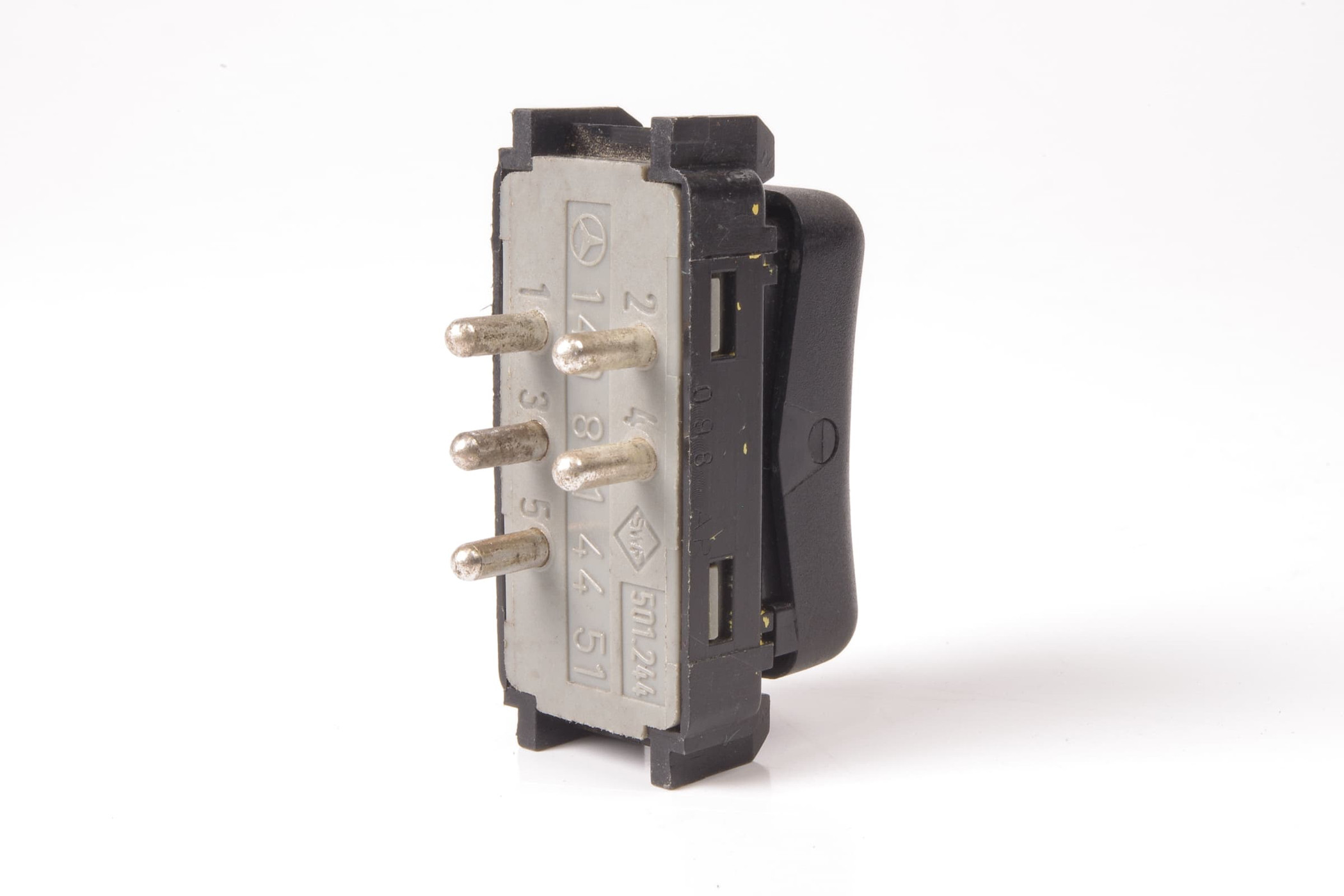 Mercedes 1408214451 Boot Switch | W140 V140 C140 S
