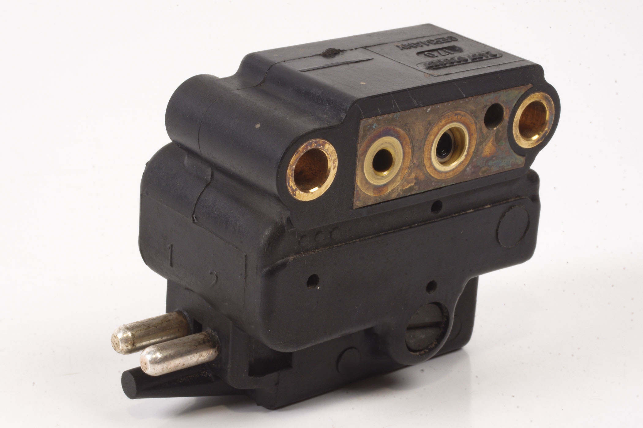 Mercedes 0000703962 Fuel Pressure Regulator | R107 R129 SL W124 E W126 S W201...