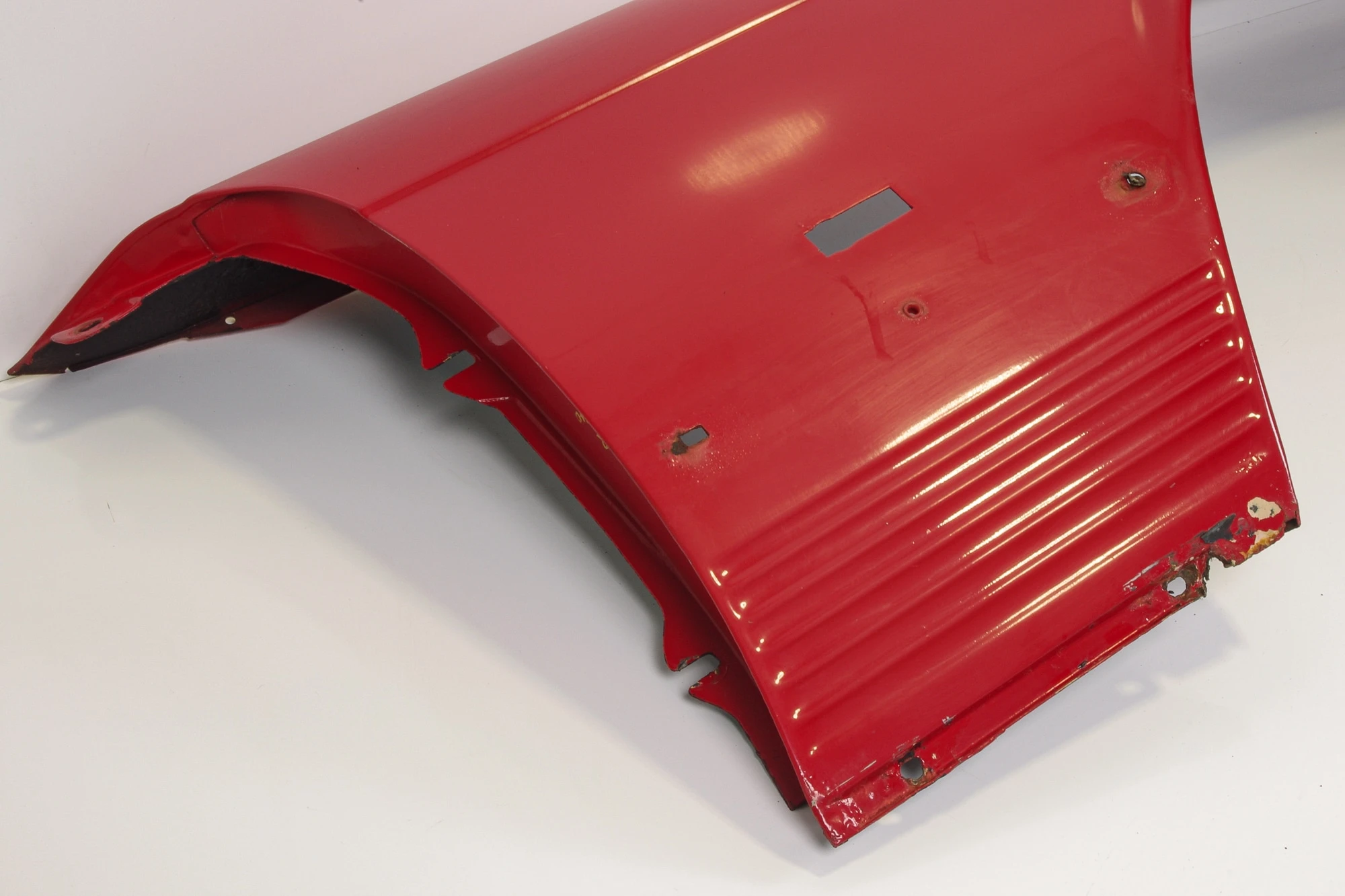 Mercedes 1078801018 Wing - Front Right Red | C107 R107 SL