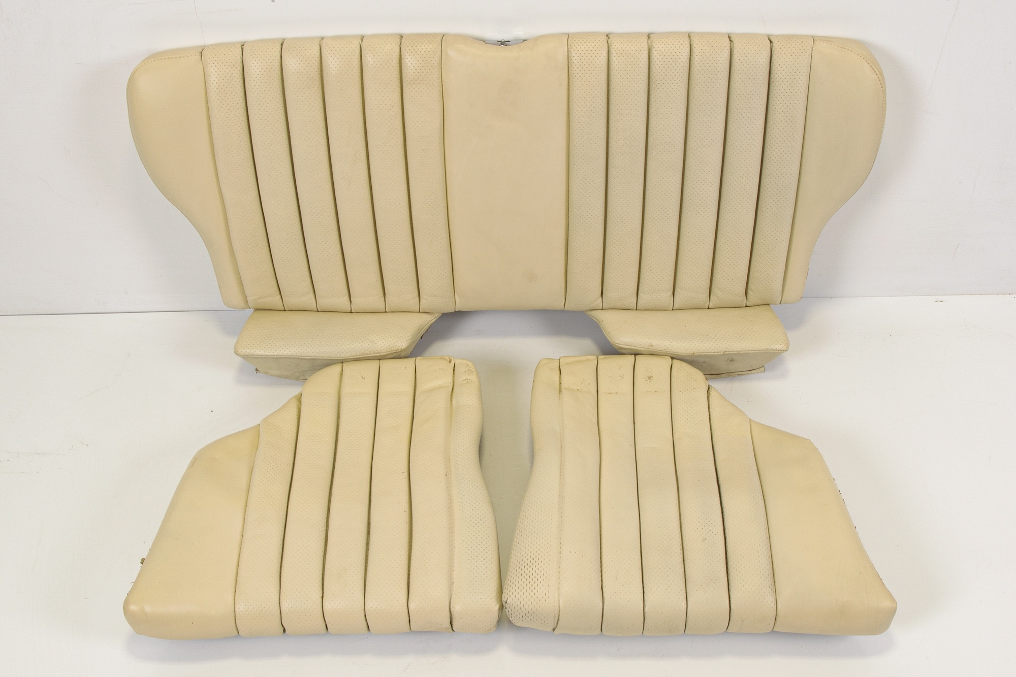 Mercedes 1079203530 Jump Seats - Cream | C107 R107 SL