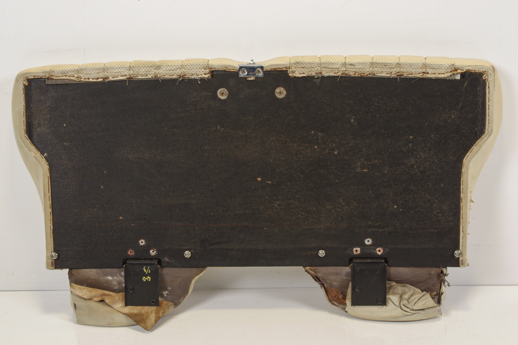 Mercedes 1079203530 Jump Seats - Cream | C107 R107 SL