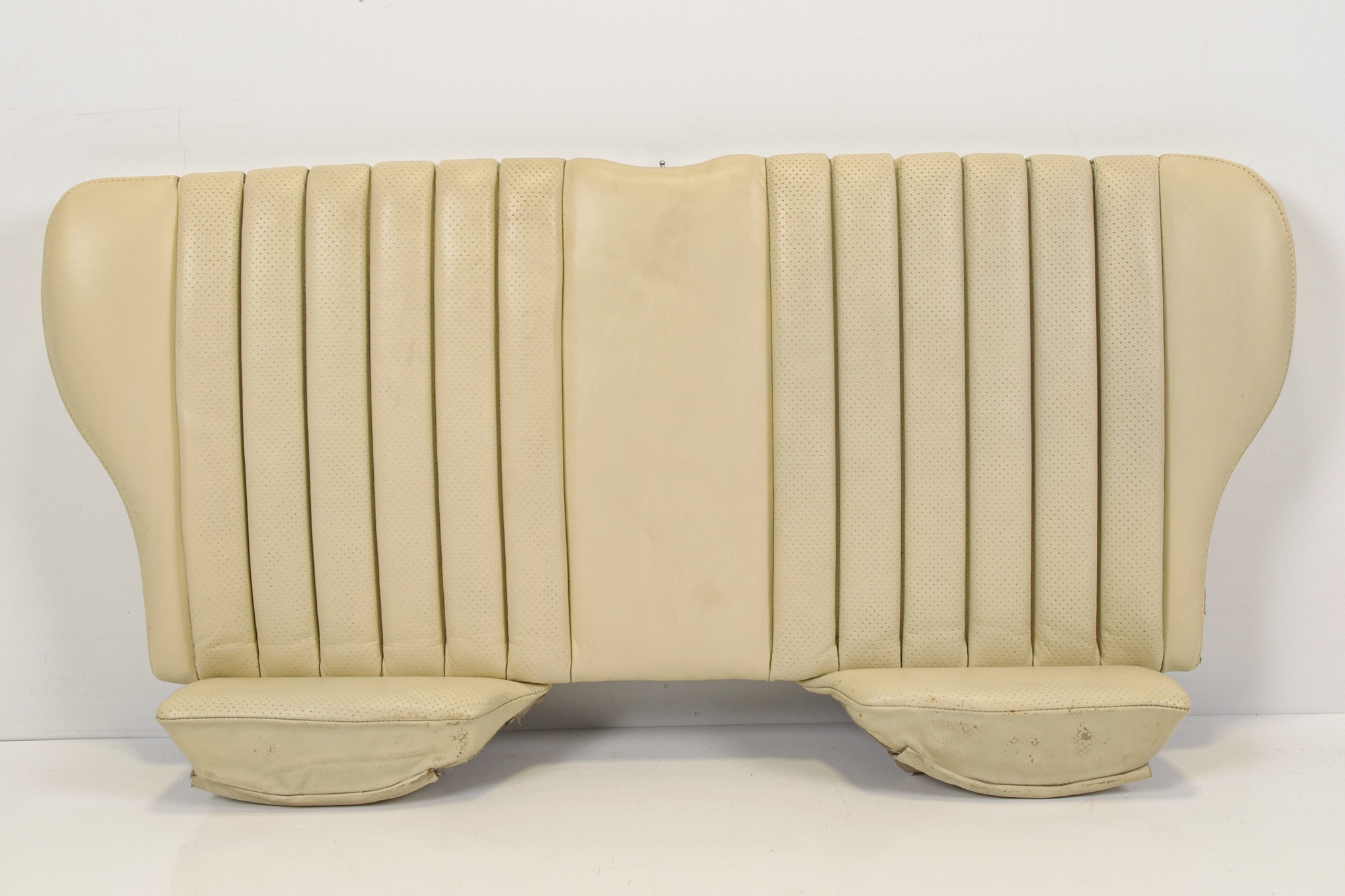 Mercedes 1079203530 Jump Seats - Cream | C107 R107 SL