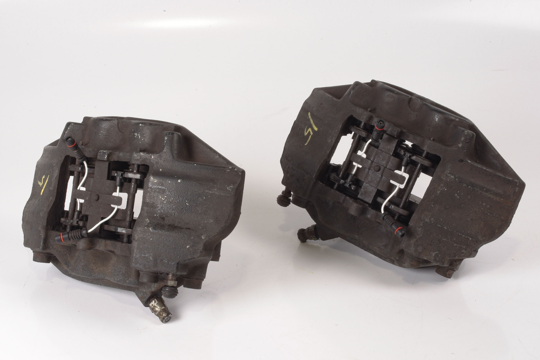 Mercedes 0014200083 Brake Caliper x2 - Front | W124 W210 E R129 SL W201 W202 C