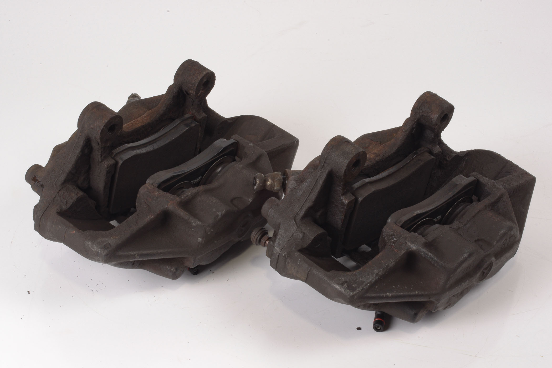 Mercedes 0014200083 Brake Caliper x2 - Front | W124 W210 E R129 SL W201 W202 C