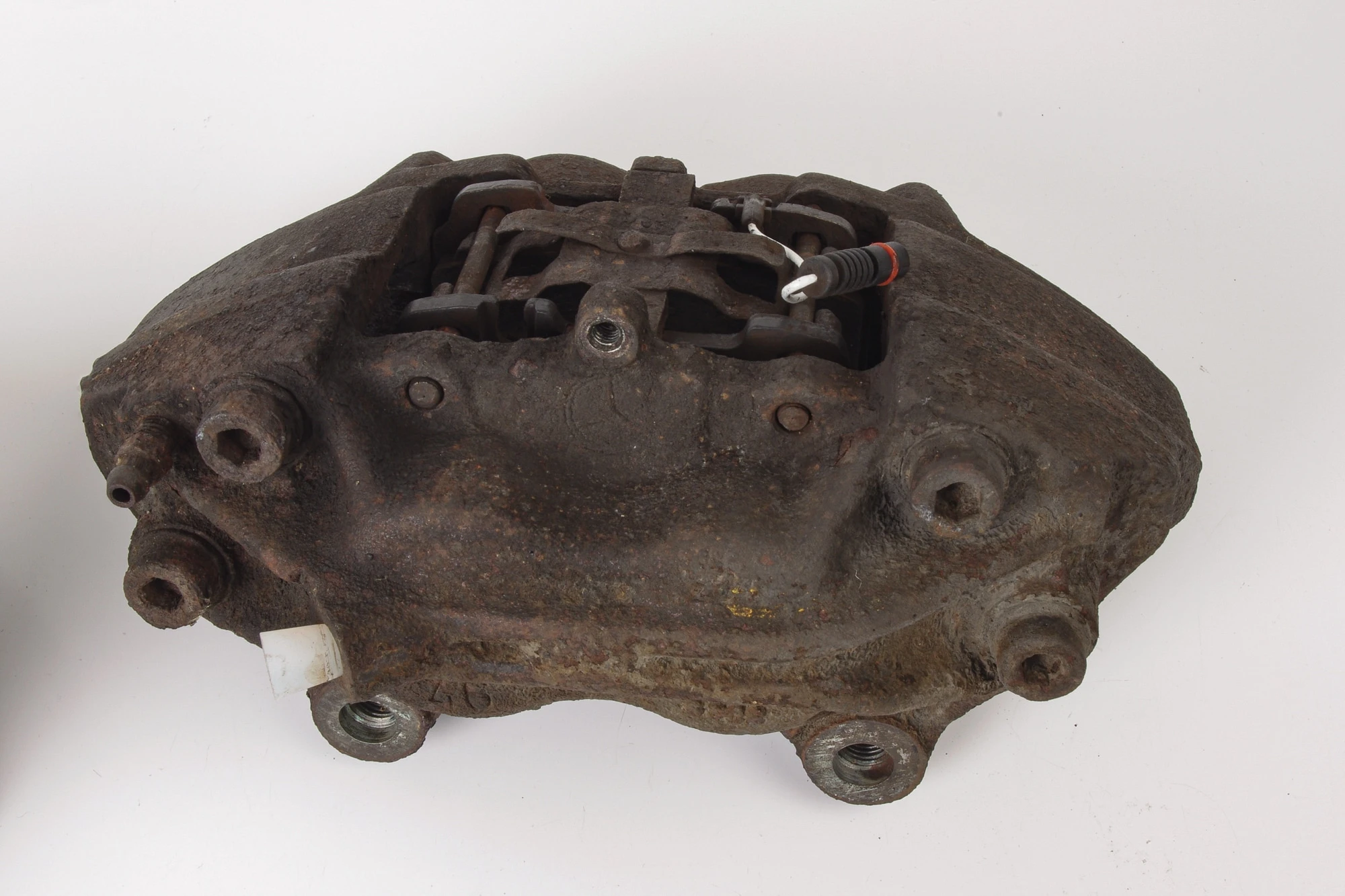 Mercedes 0014200083 Brake Caliper x2 - Front (a) | W124 W210 E R129 SL W201...