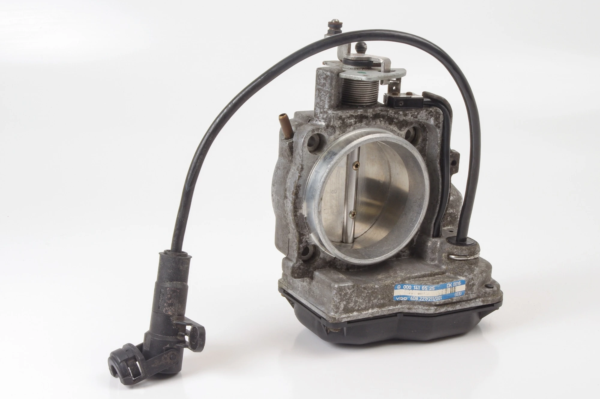 Mercedes 0001416525 Throttle Body | W124 E R129 SL W140 S W202 C