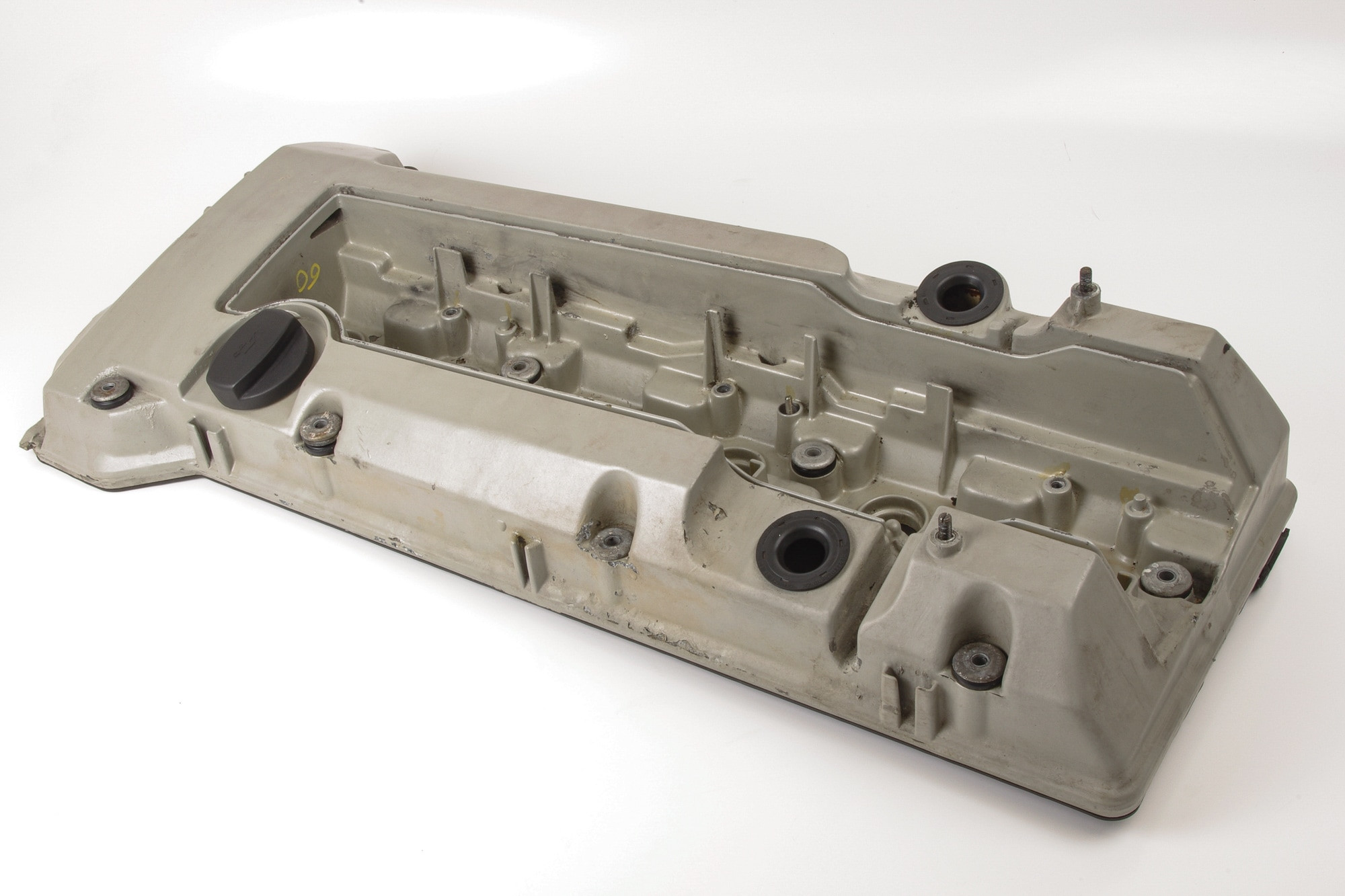 Mercedes 1040160705 Valve Cylinder Head Cover | W124 C124 A124 S124 E R129 SL