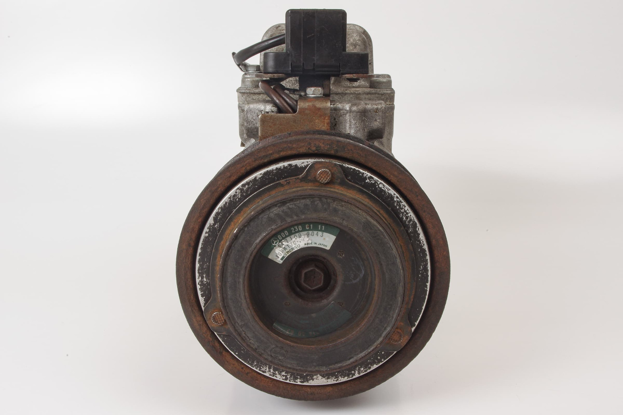 Mercedes 0002300111 A/C Compressor | R129 SL