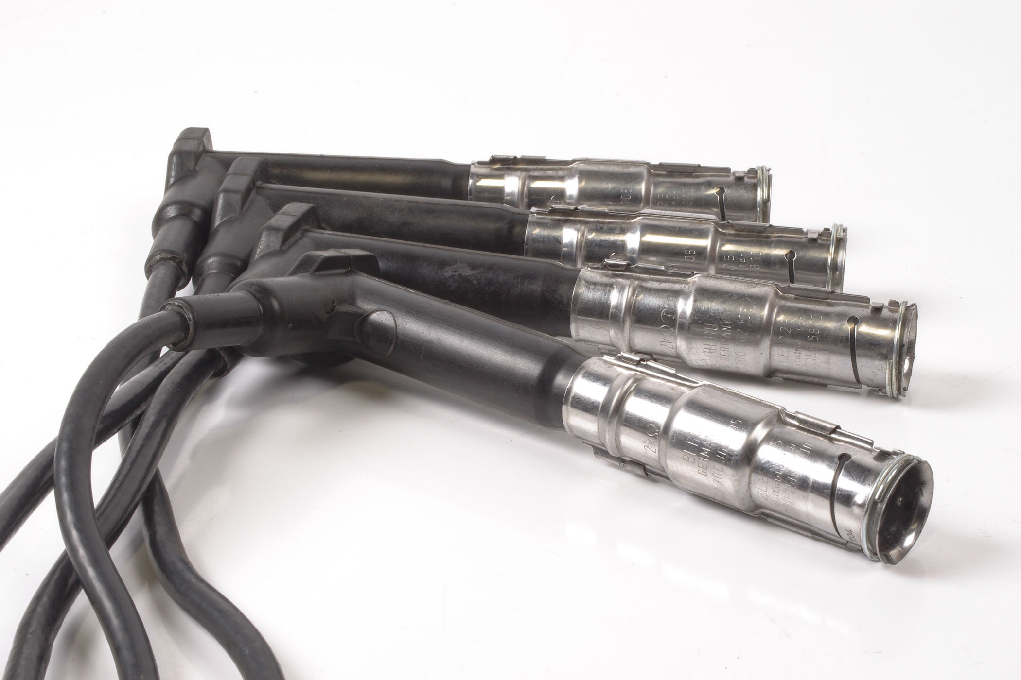 Mercedes 0001566810 Ignition Lead x8 (a) | W124 E R129 SL W140 S W202 C