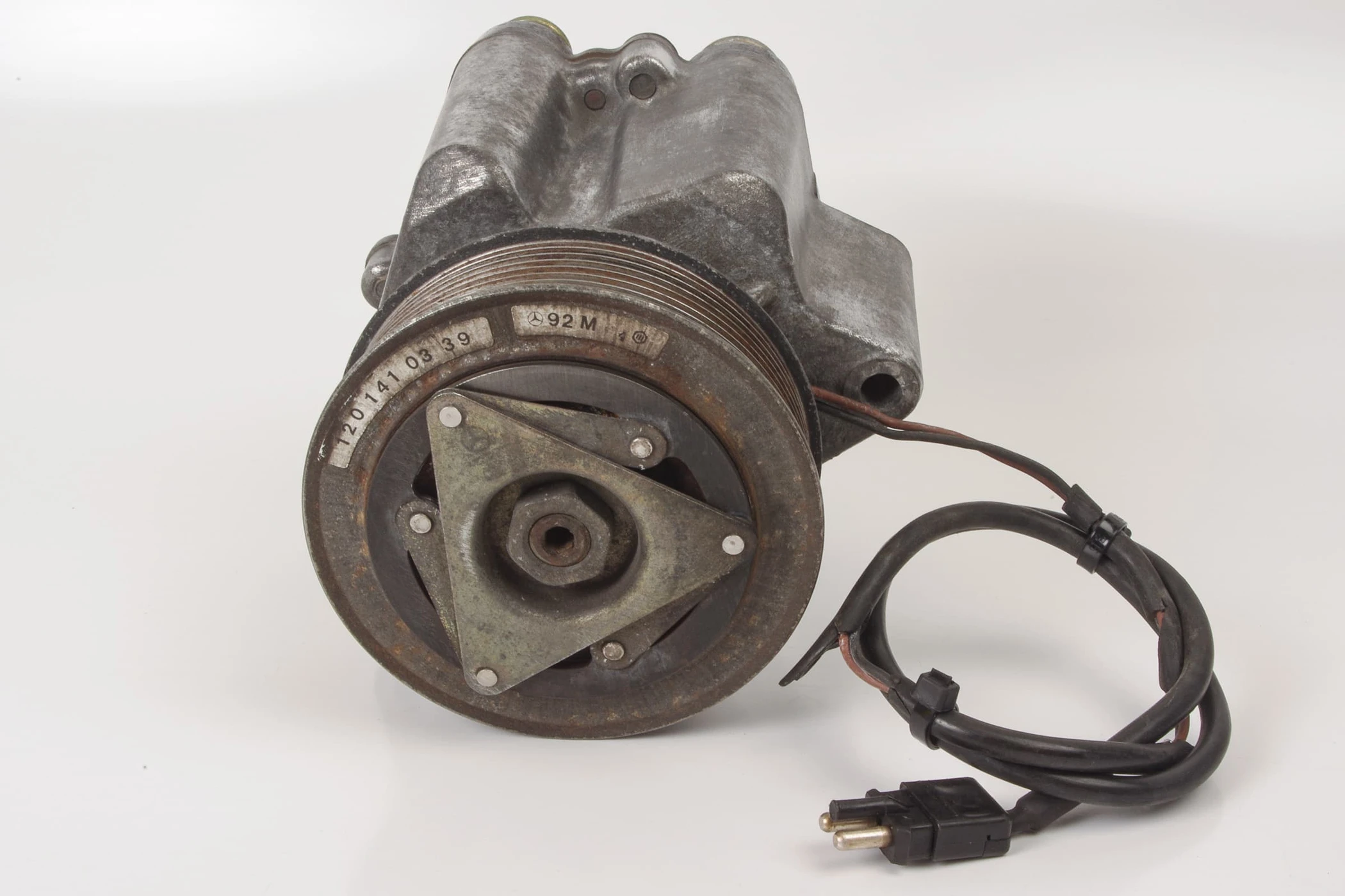 Mercedes 0001402285 Air Injection Pump (a) | R129 SL