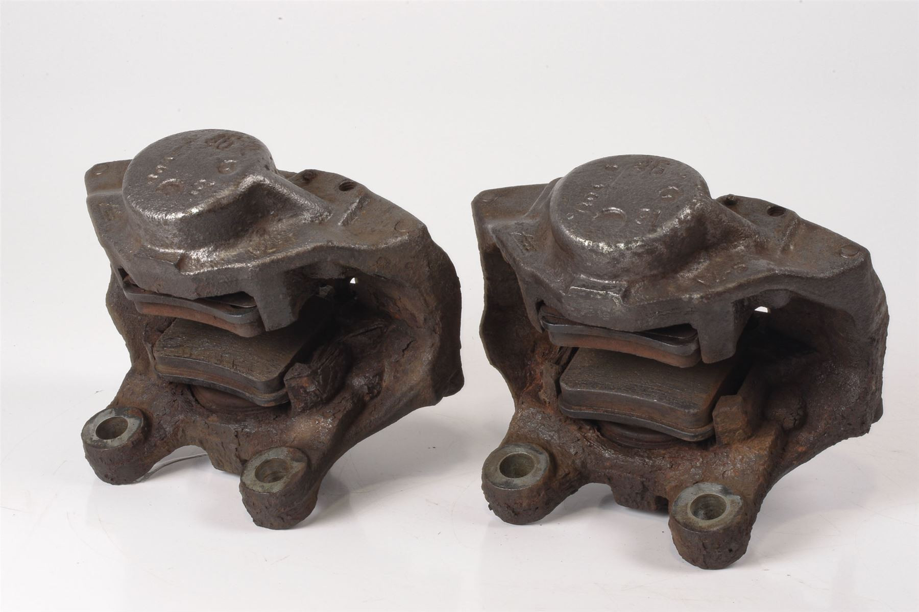 Mercedes 0014203983 Brake Caliper x2 - Rear | W140 V140 C140 W220 S S210 E