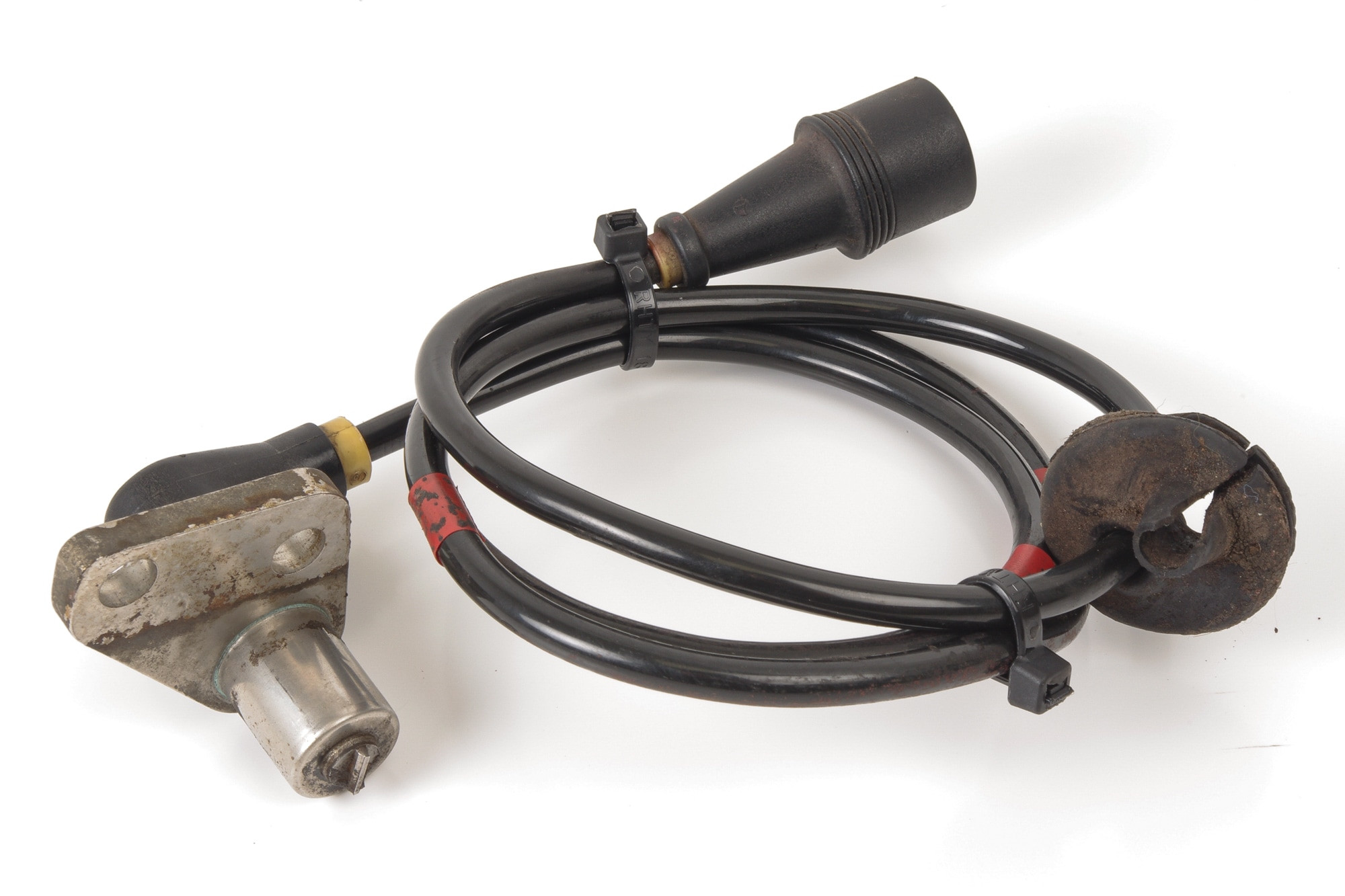 Mercedes 1075400317 ABS Sensor - Front Right | R107 SL W124 E W201 C