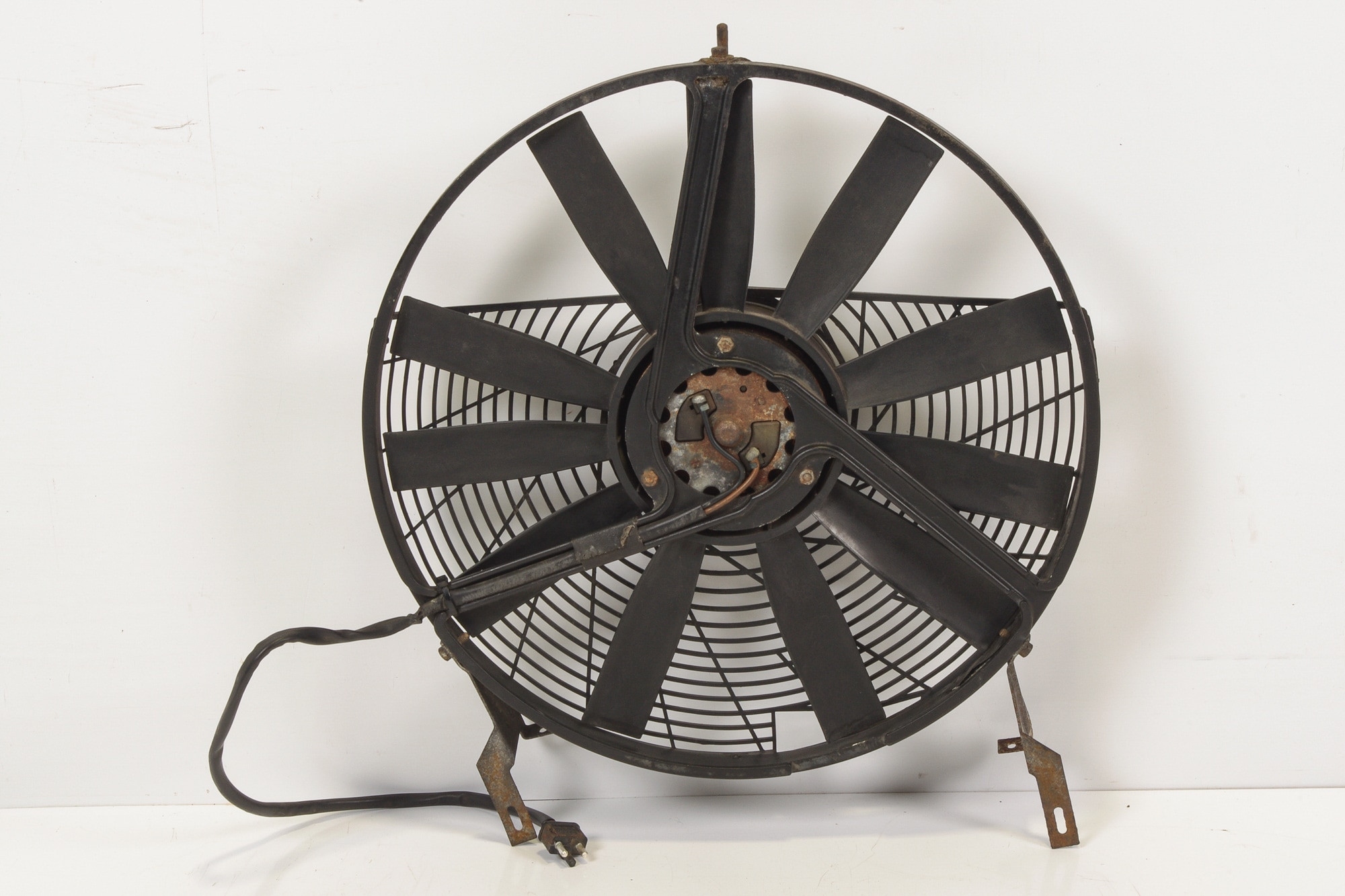 Mercedes 0005007993 Cooling Fan | W100 W108 W111 W116 W126 S C107 R107 R129...