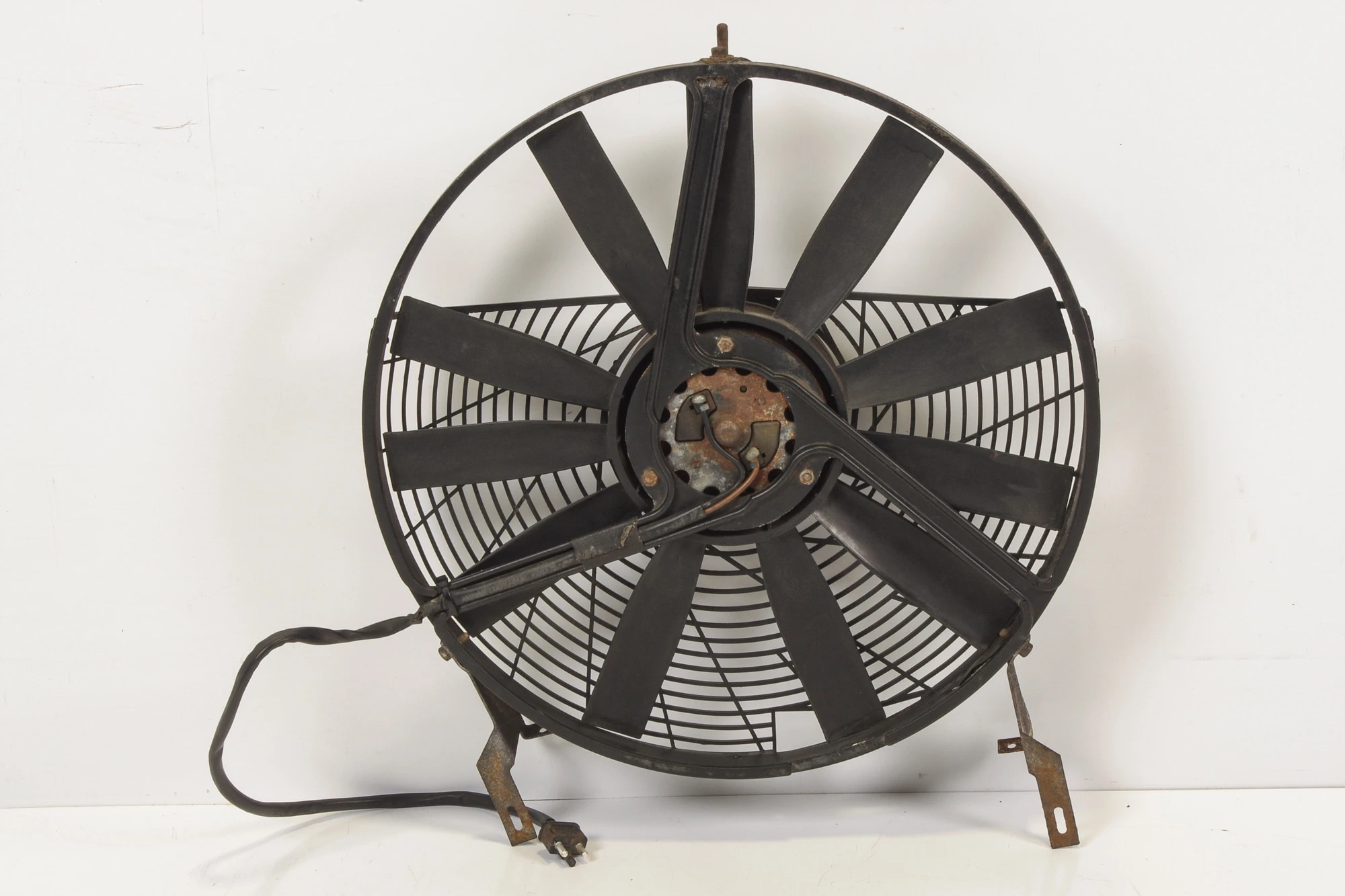 Mercedes 0005007993 Cooling Fan | W100 W108 W111 W116 W126 S C107 R107 R129...