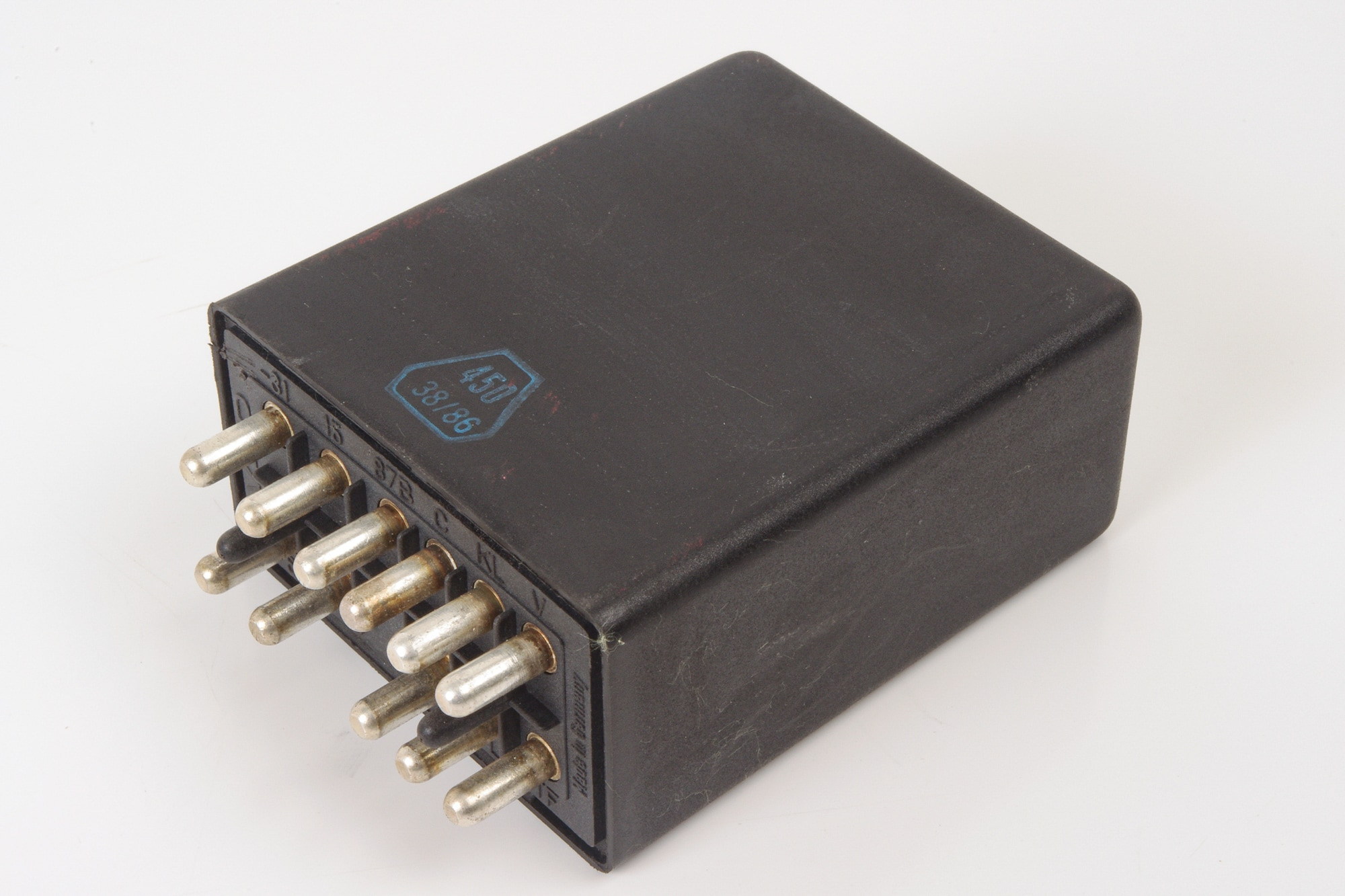 Mercedes 0045451032 Idle Control Unit | R107 SL W126 V126 C126 S
