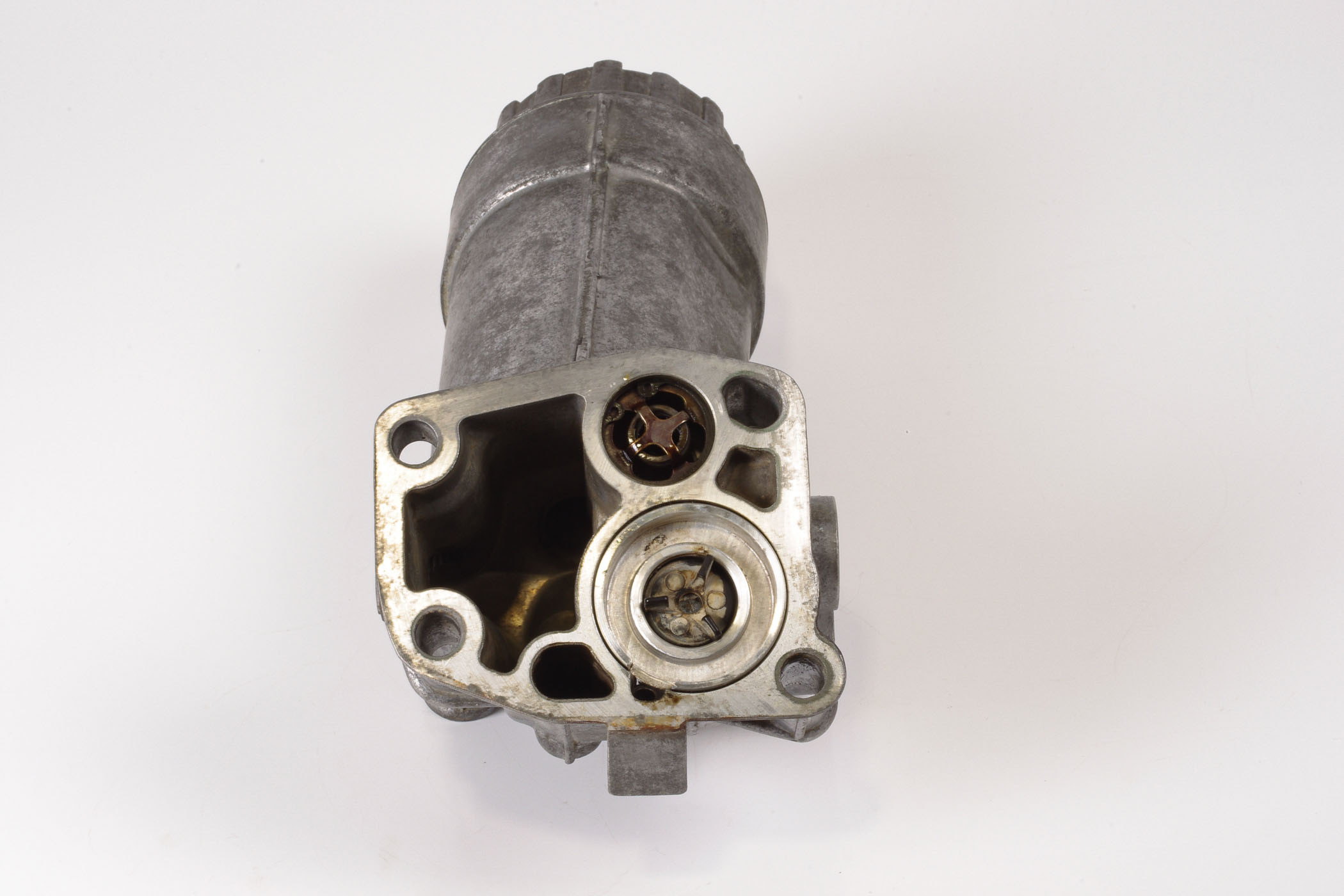 Mercedes 1041801610 Oil Filter Housing | W124 E R129 SL W140 S W463 G