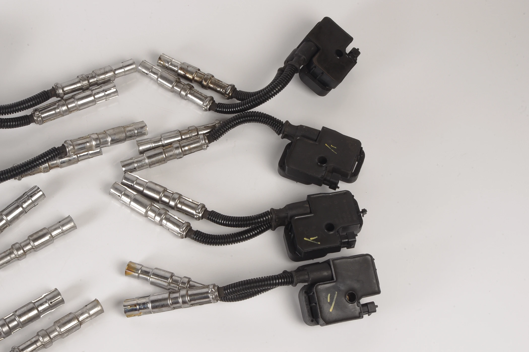 Mercedes 0001587803 Ignition Coil Set x8 (a) | R129 R230 SL W163 W164 M W169...