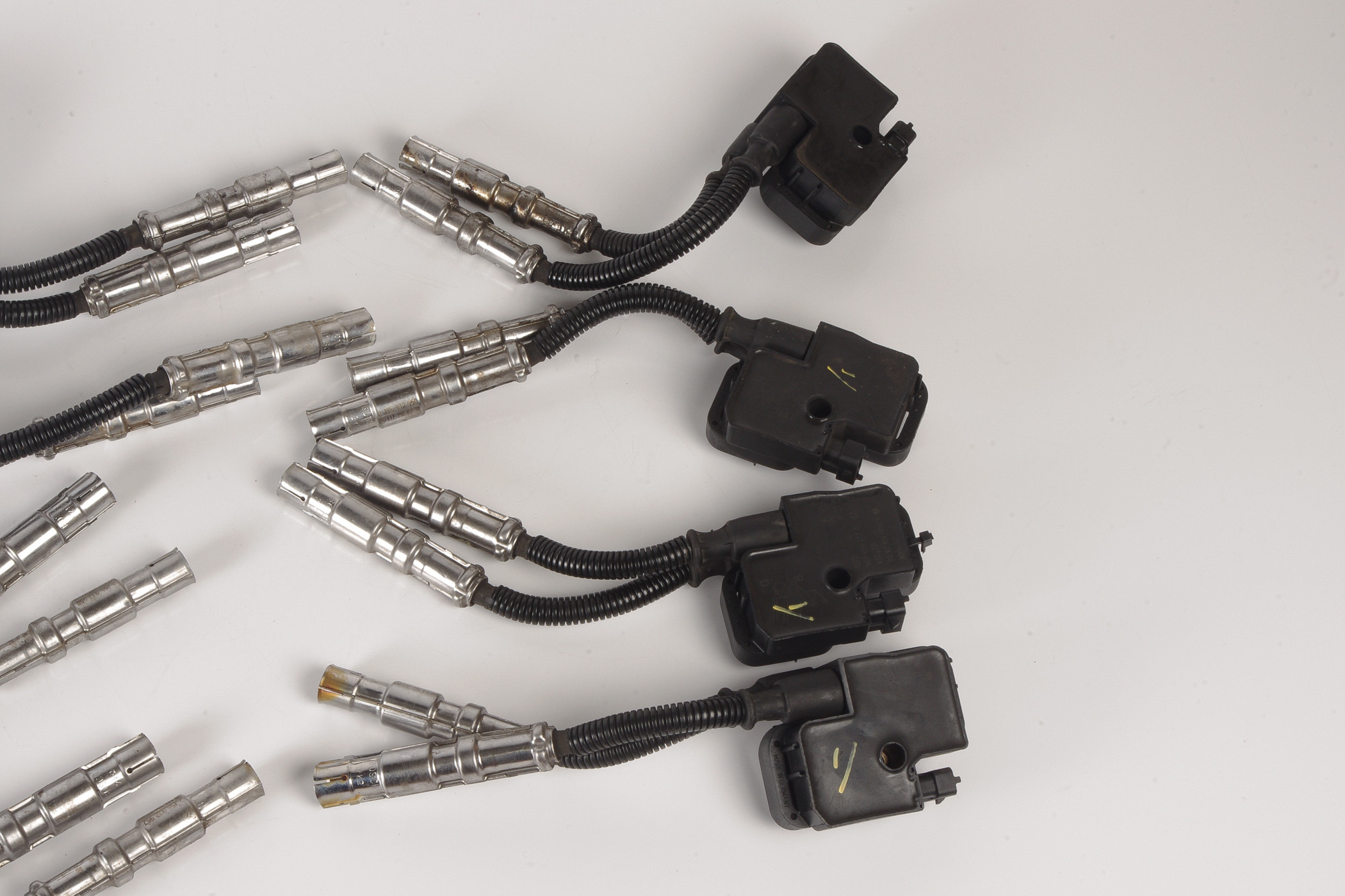 Mercedes 0001587803 Ignition Coil Set x8 (a) | R129 R230 SL W163 W164 M W169...