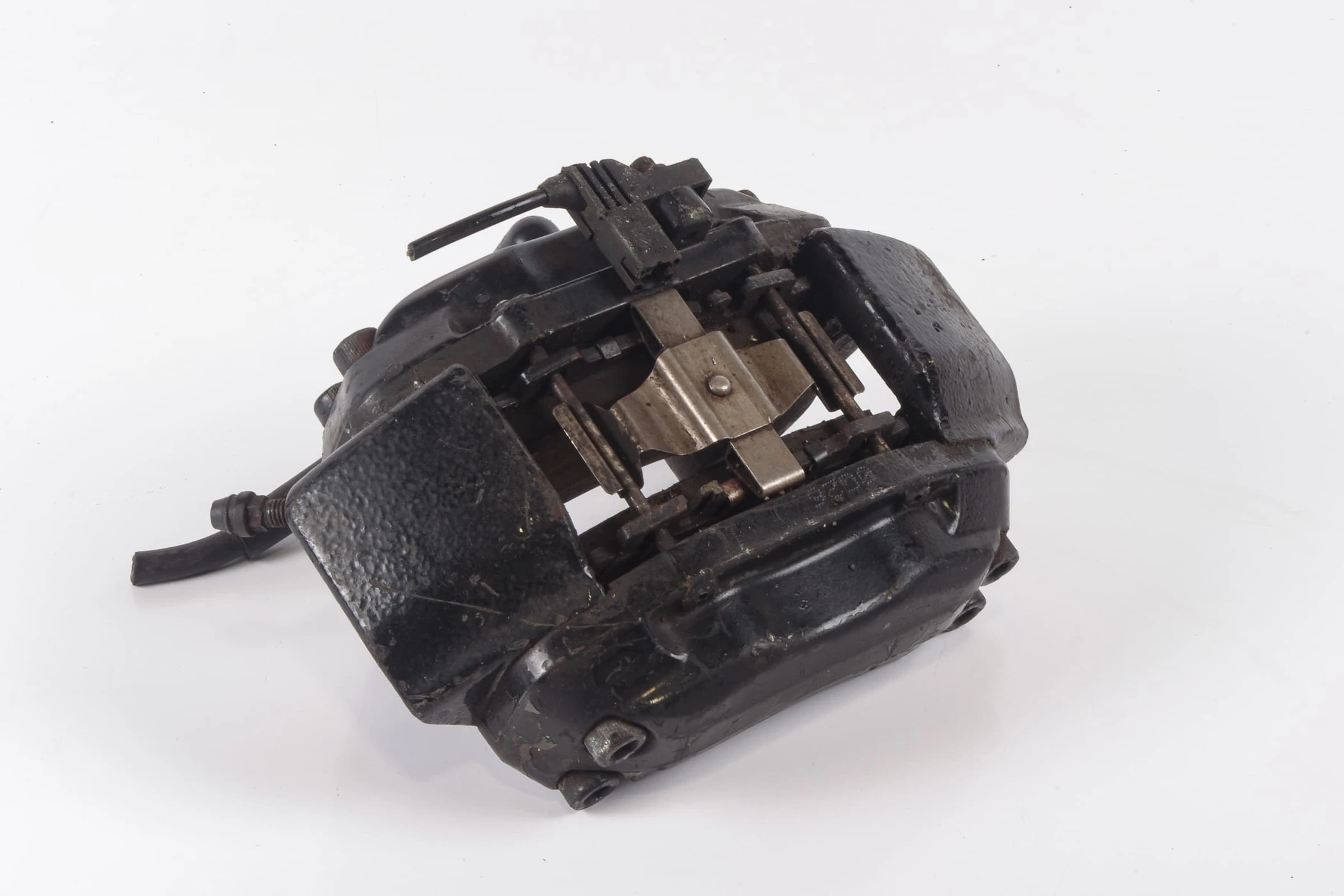 Mercedes 0014209083 Brake Caliper - Front Left | W220 S