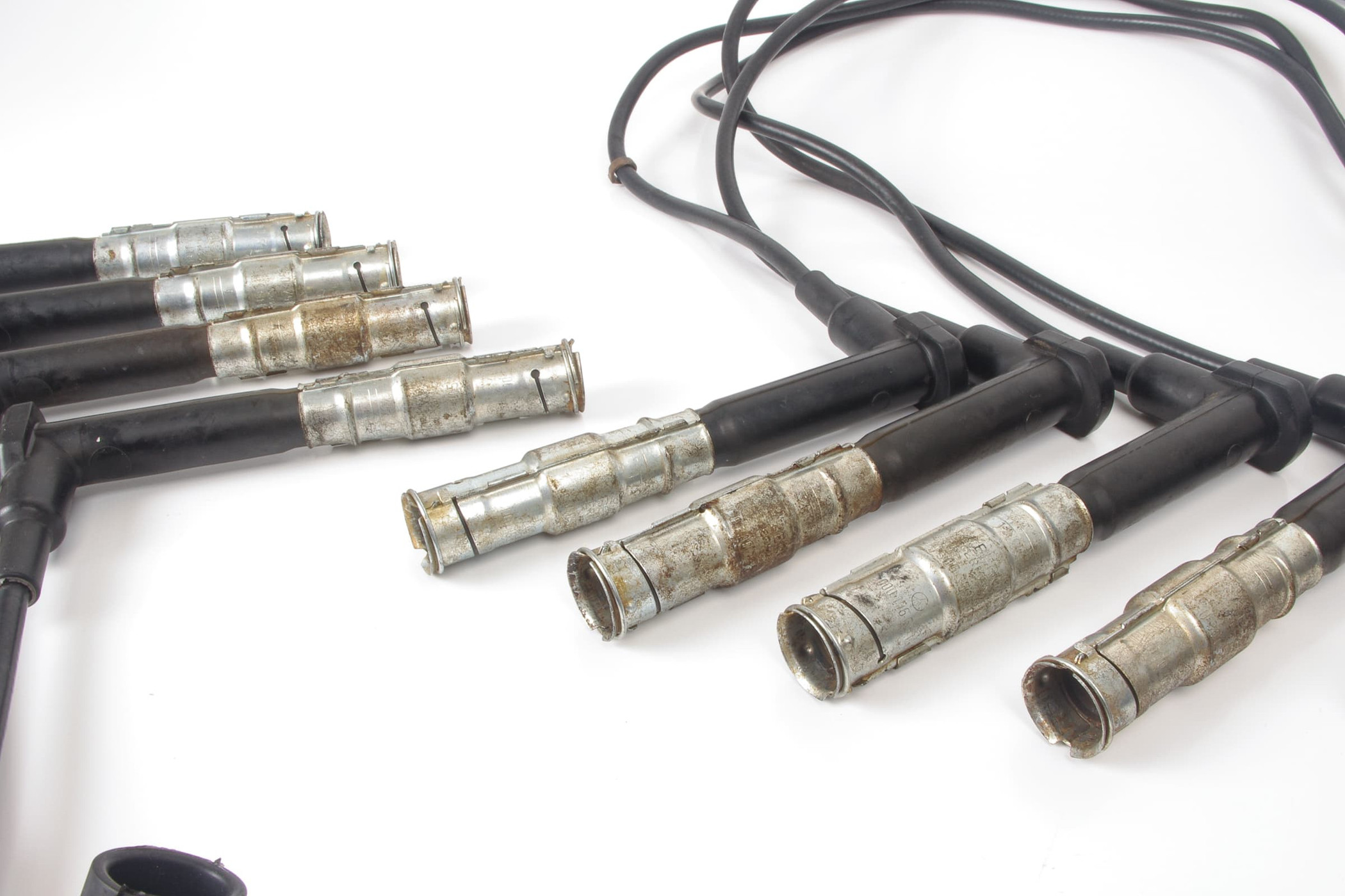 Mercedes 0001566810 Ignition Lead x8 | W124 E R129 SL W140 S W202 C