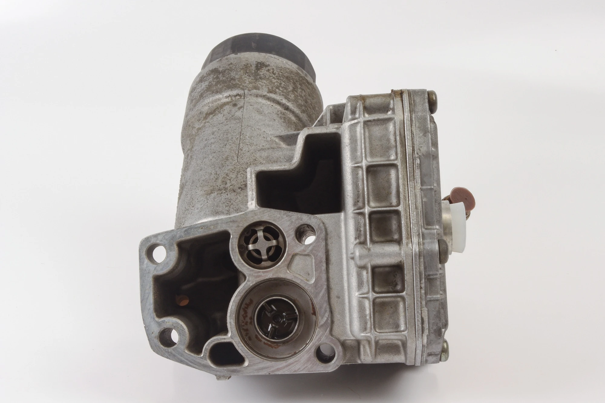 Mercedes 1041845302 Oil Filter Housing | W124 W210 E R129 SL W140 S W202 C...