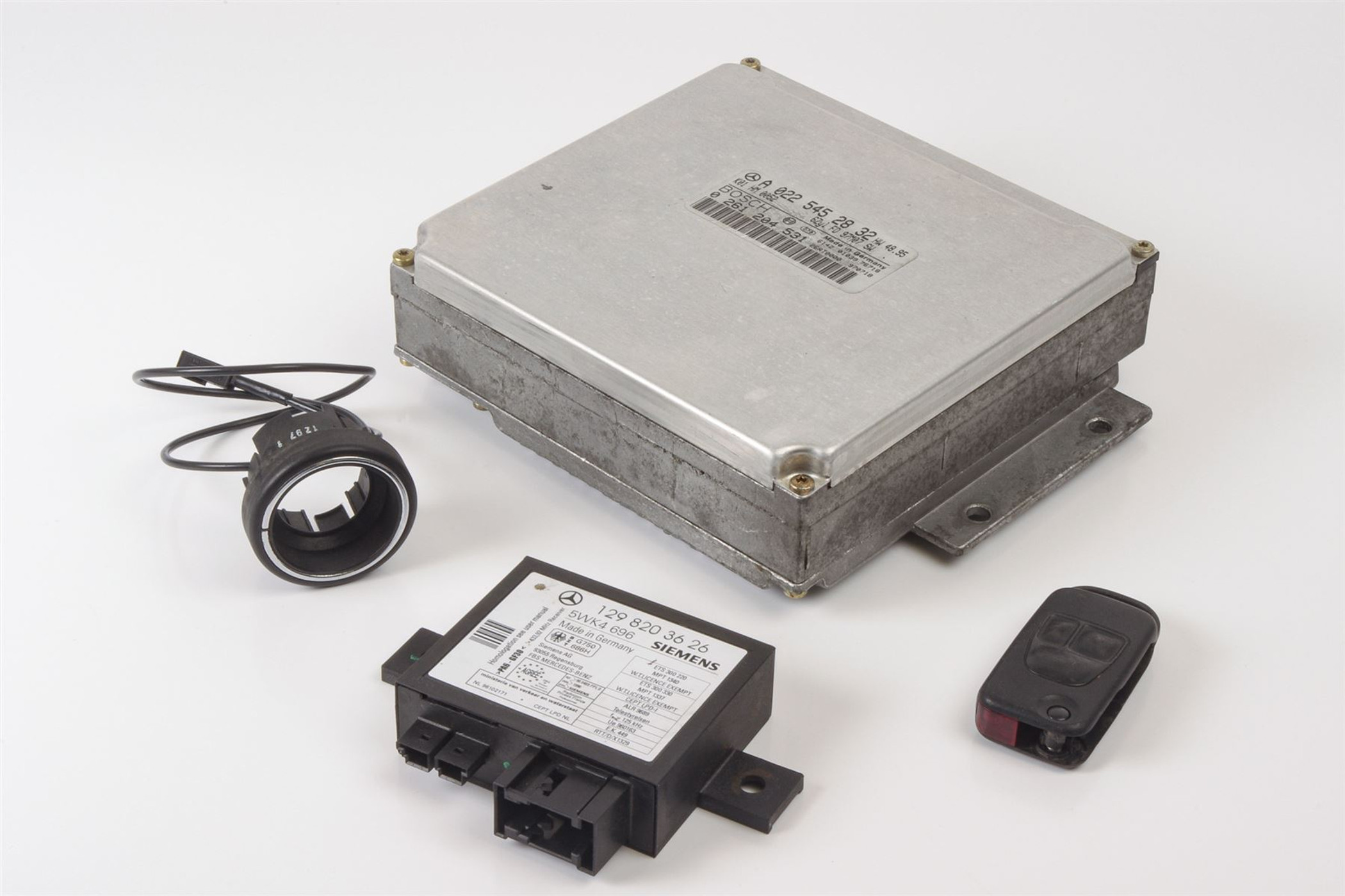 Mercedes 0225452832 Engine ECU Key Fob Coded Set | R129 SL W140 V140 S